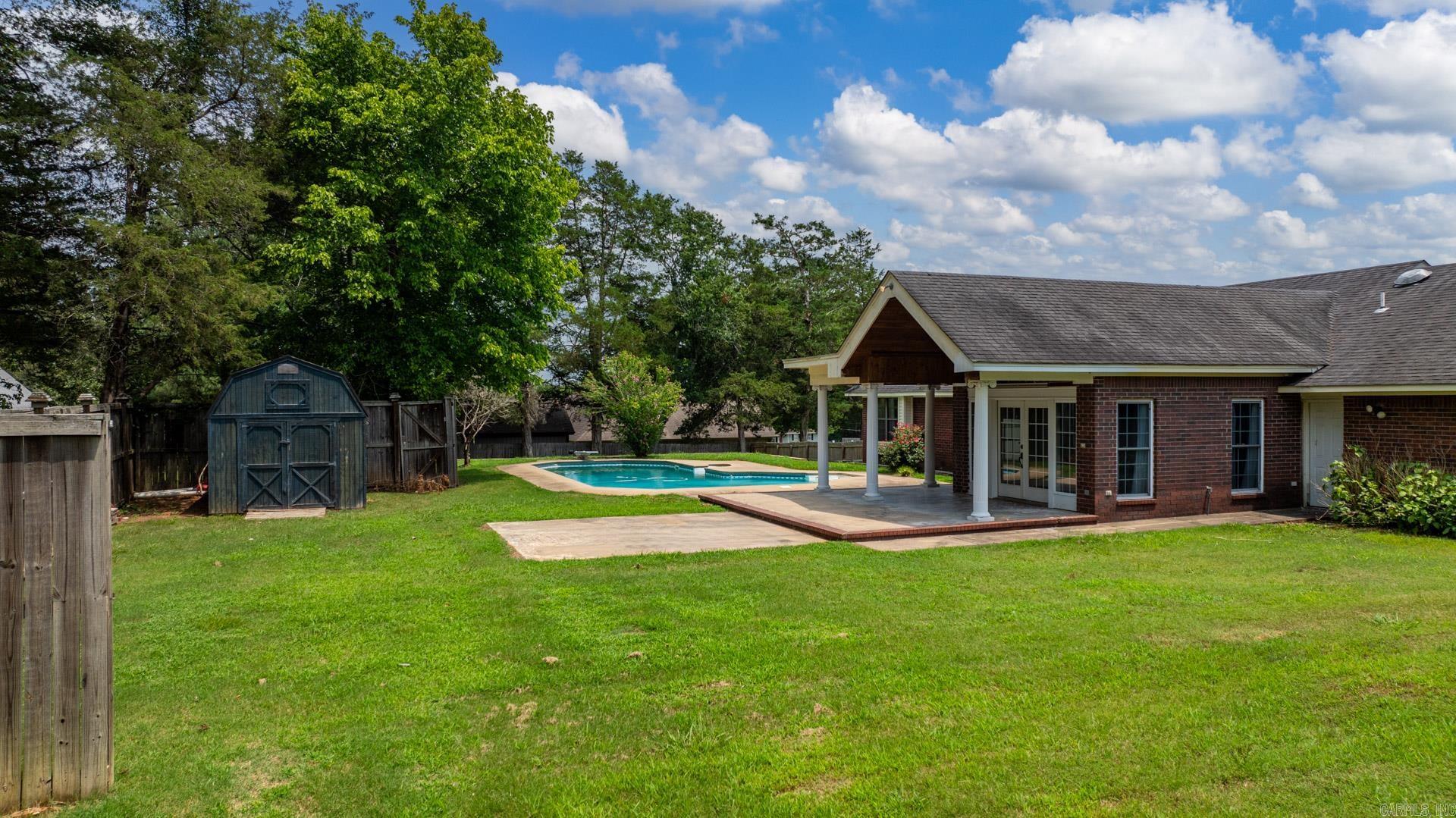 CLINTON ORIGINAL - Residential