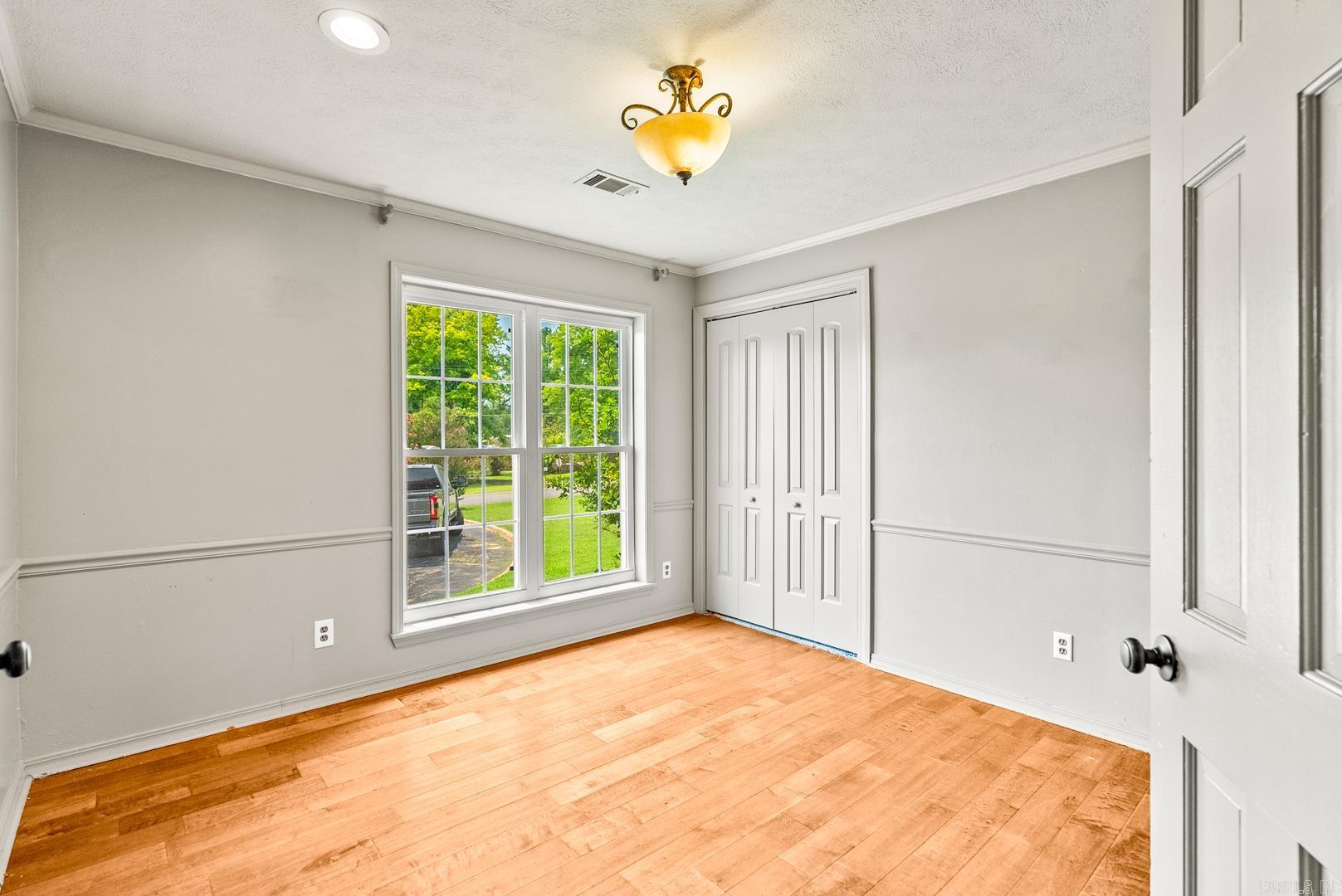 CLINTON ORIGINAL - Residential