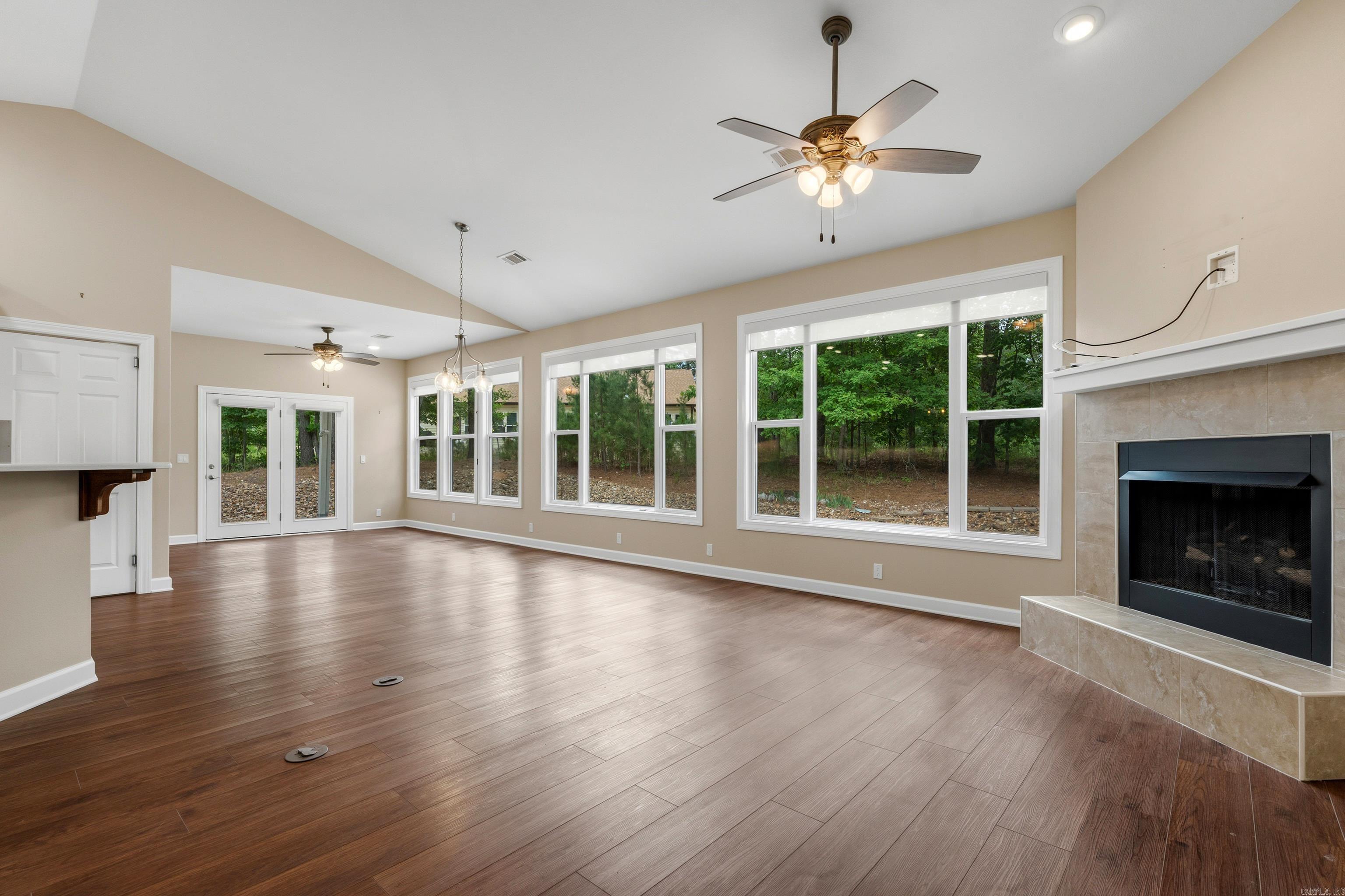 Maderas Gardens Villas - Residential