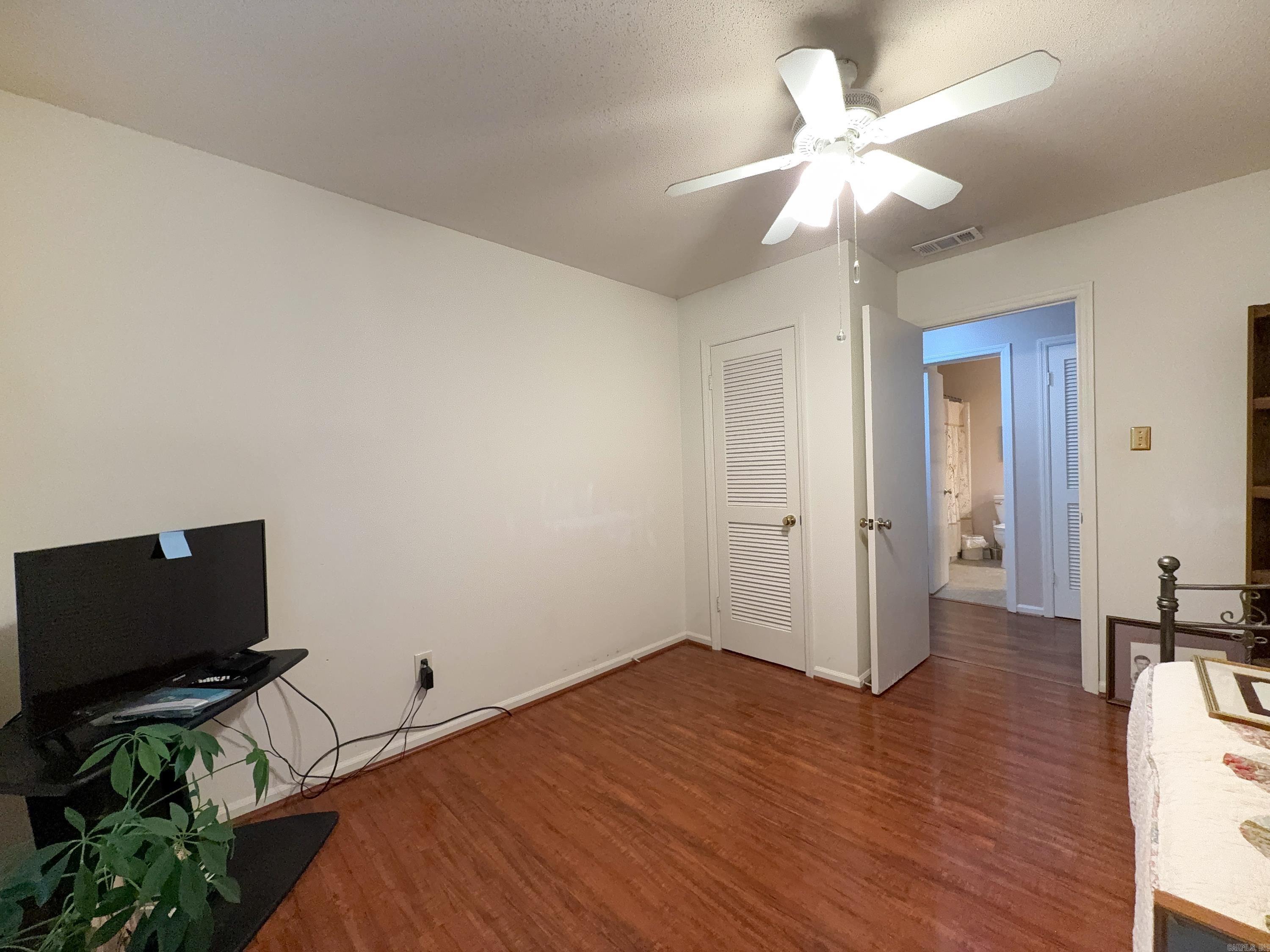 Pleasant Tree 1st - Residential