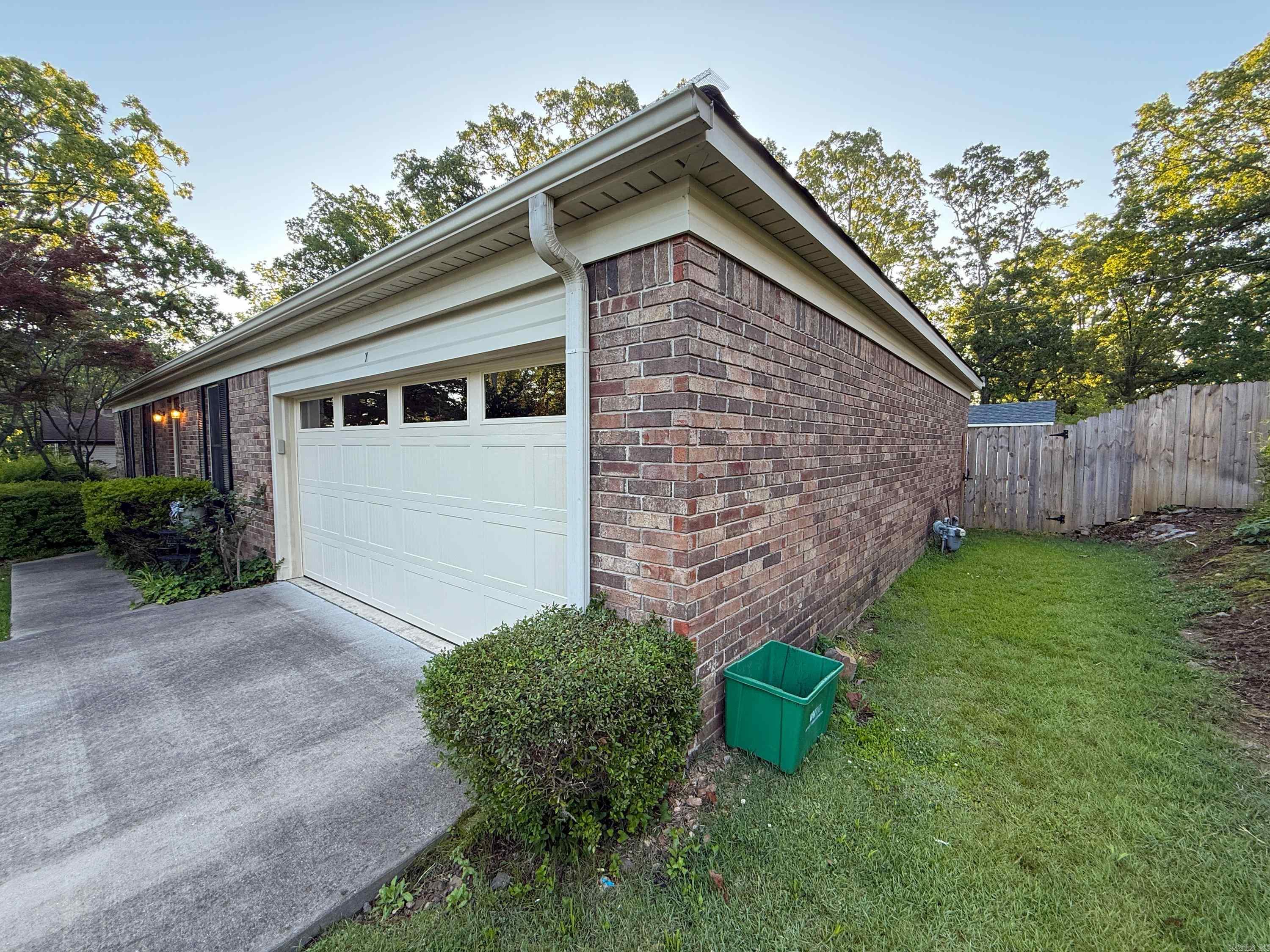 Pleasant Tree 1st - Residential