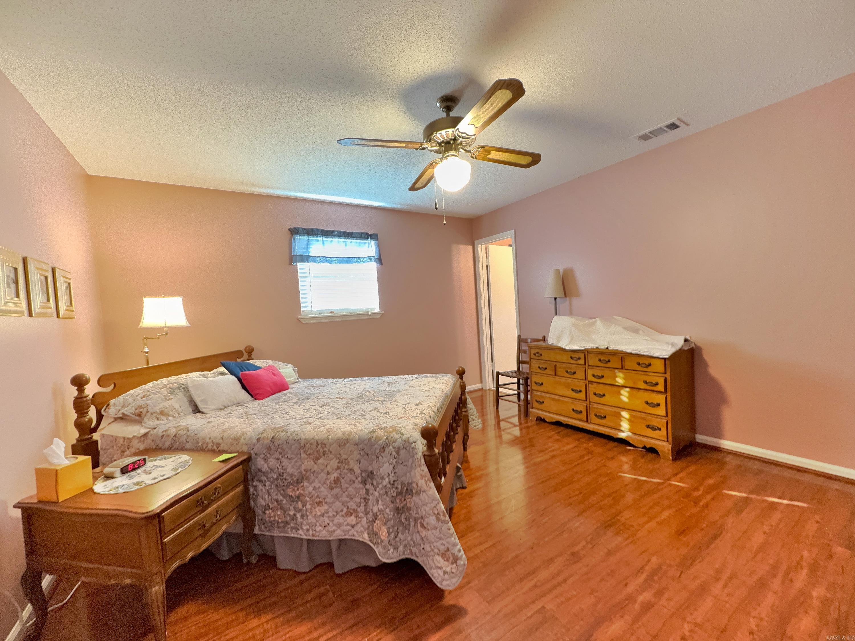 Pleasant Tree 1st - Residential