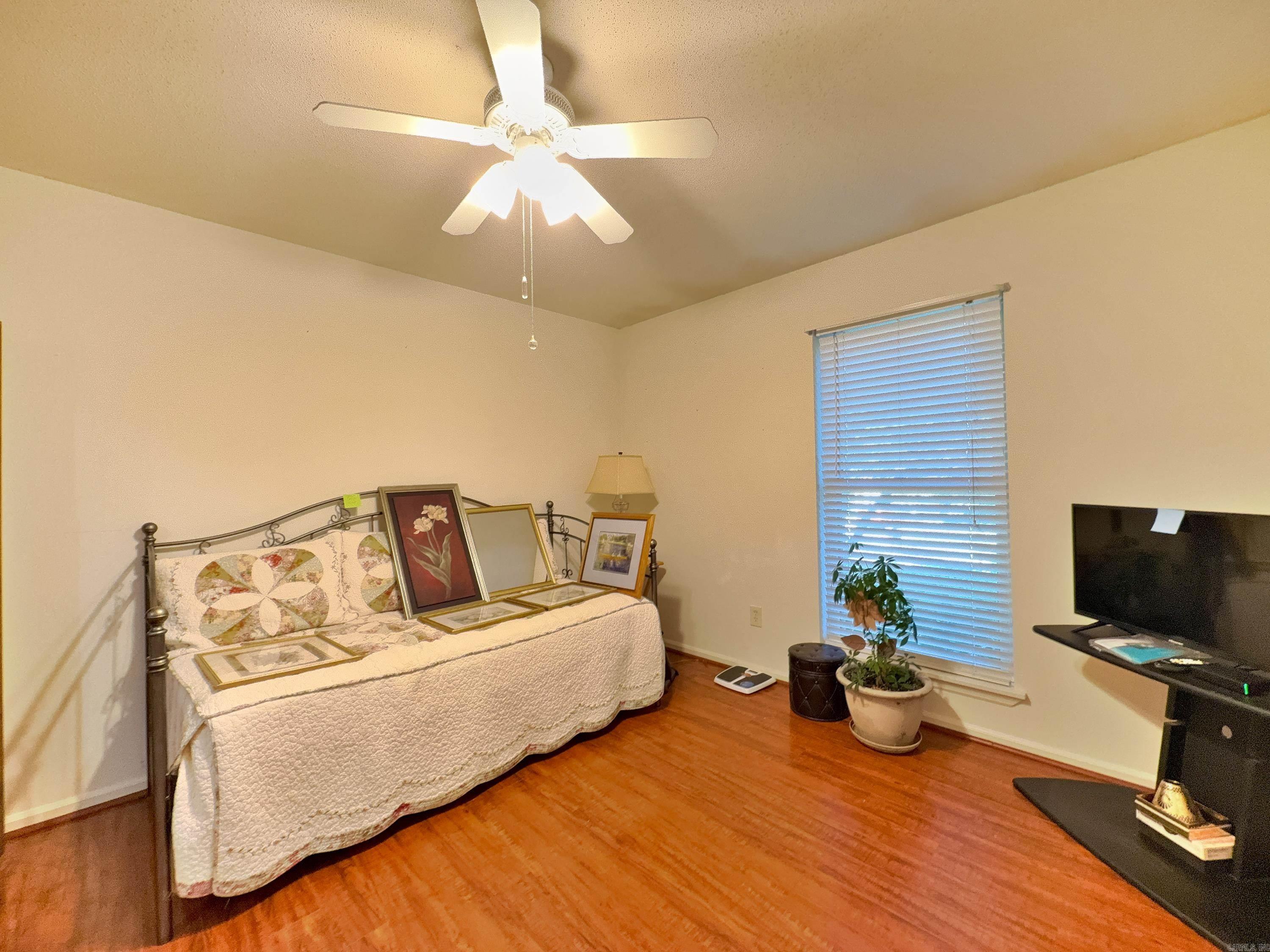 Pleasant Tree 1st - Residential