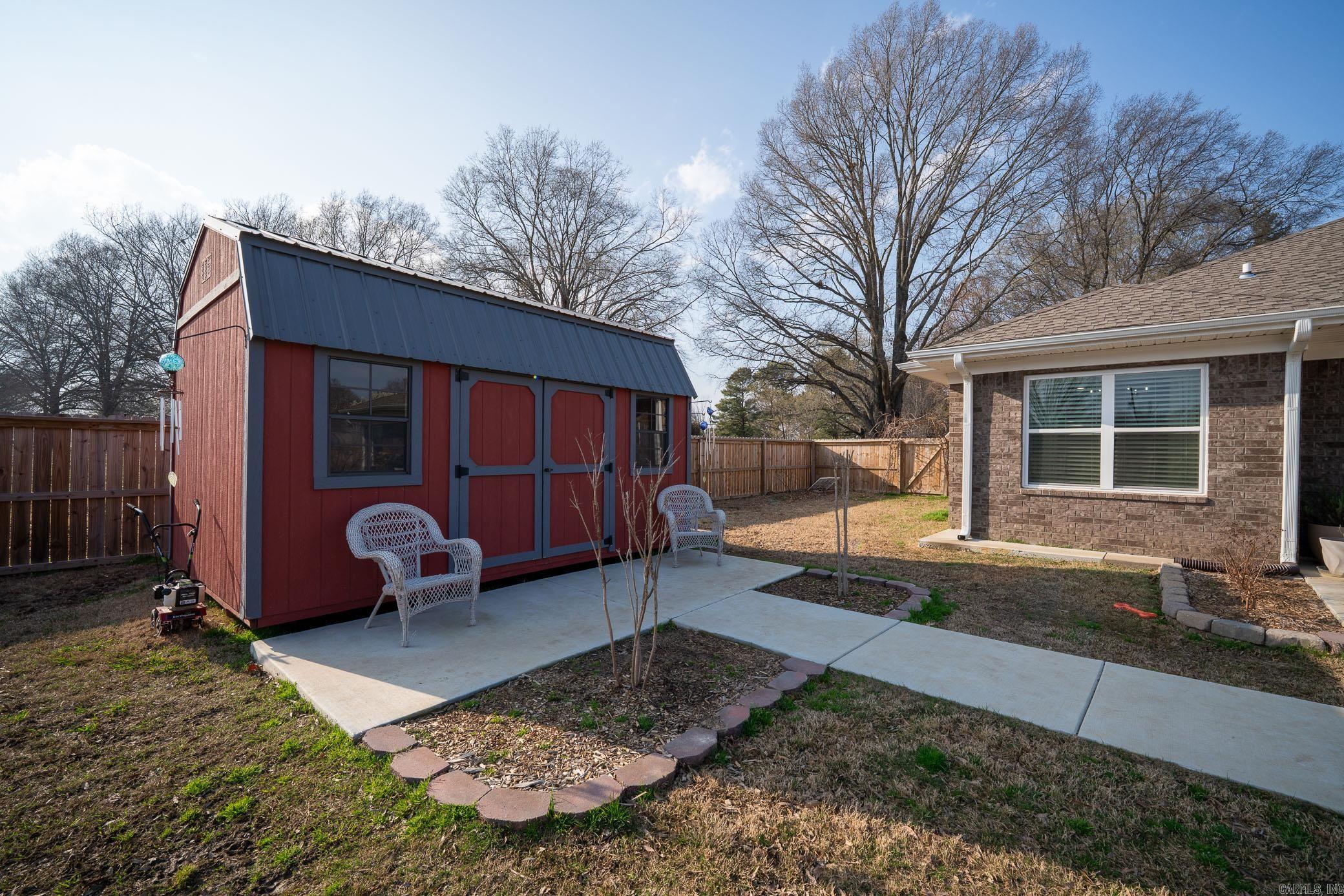 Lake View - Residential