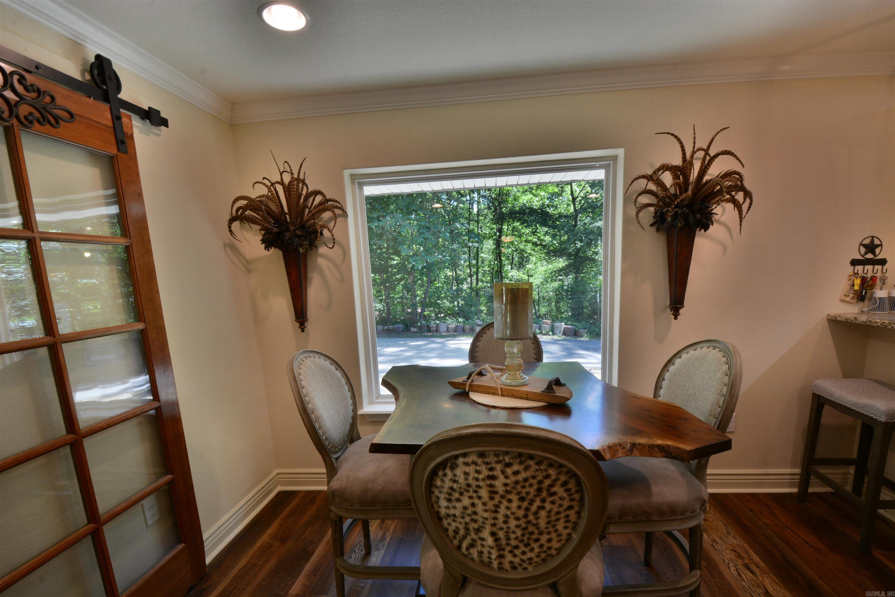 MOORE & SUMMER - Residential