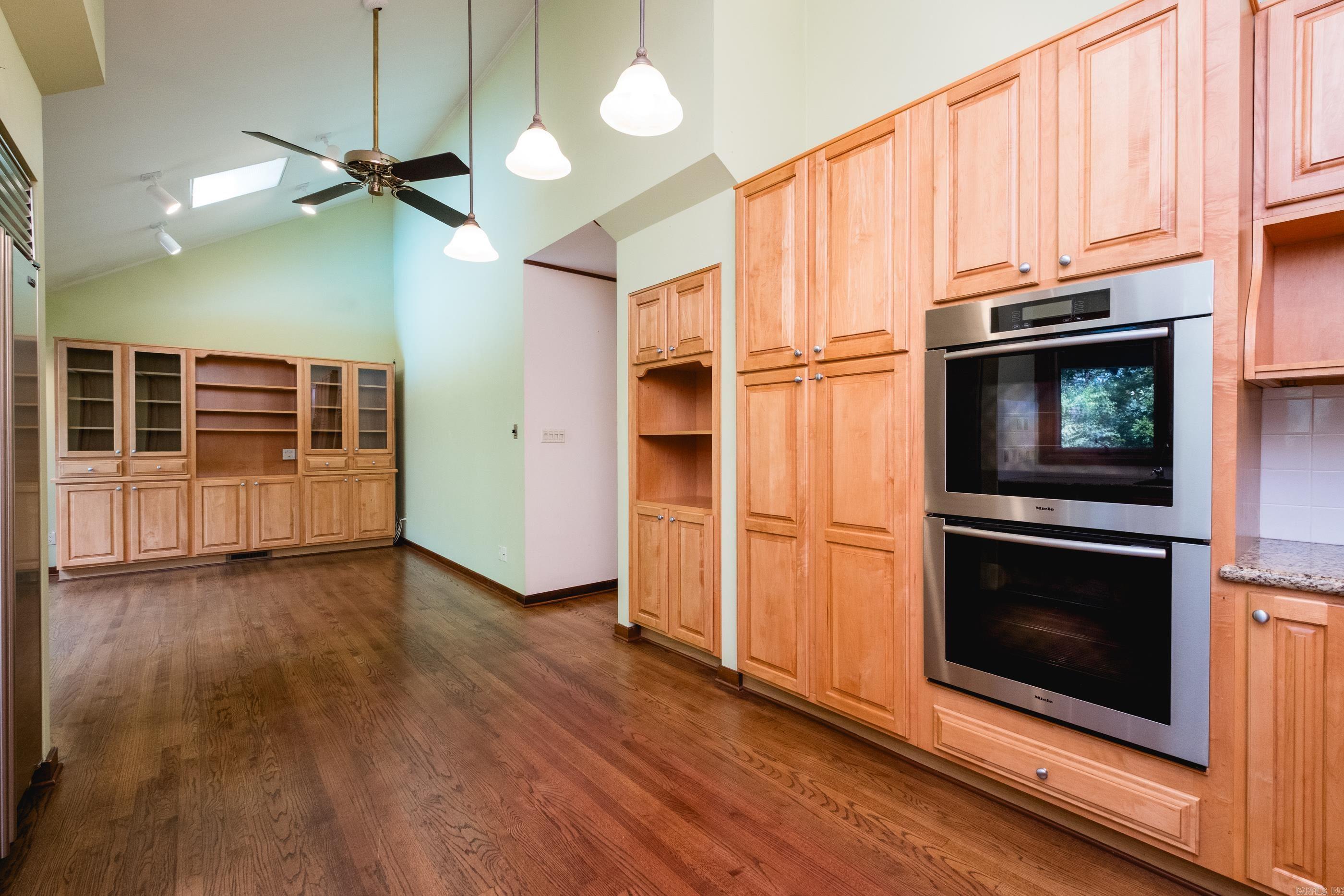 HICKORY HILLS HPR - Residential