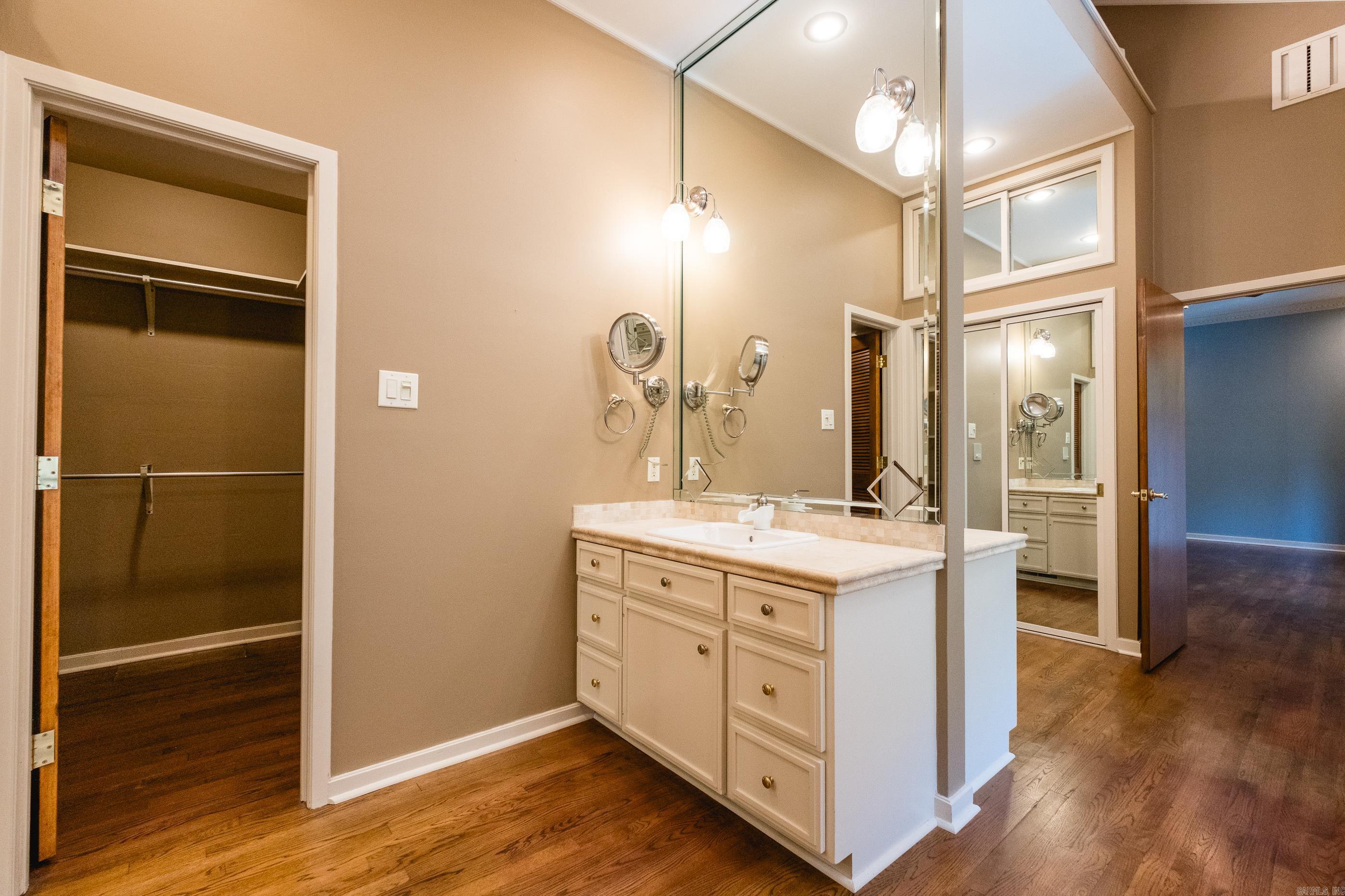 HICKORY HILLS HPR - Residential