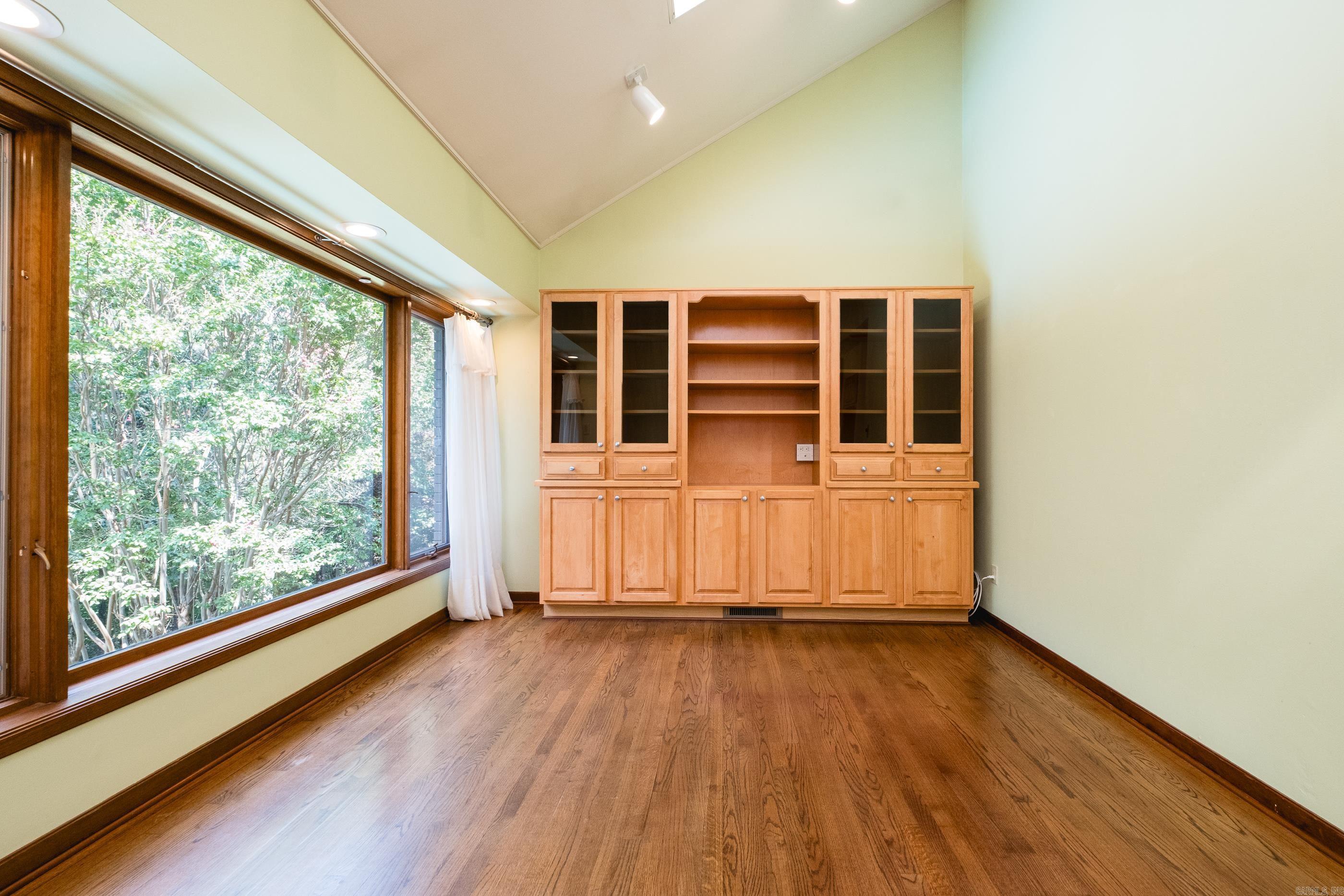 HICKORY HILLS HPR - Residential