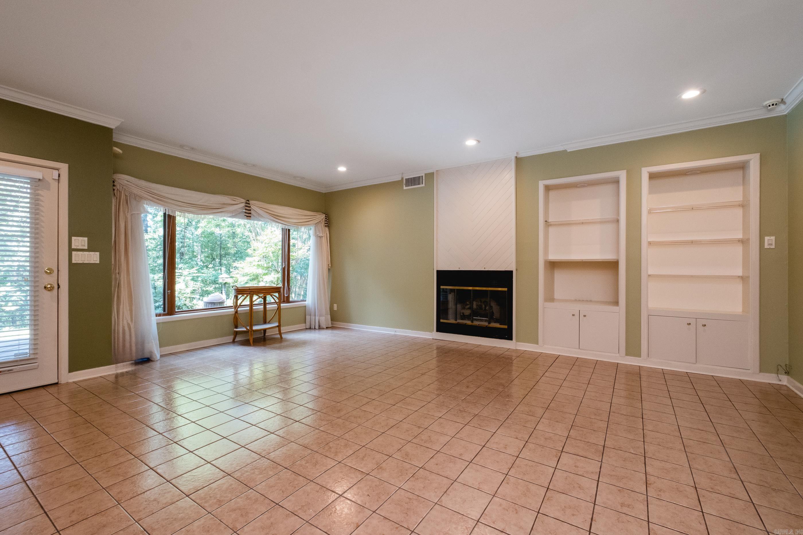 HICKORY HILLS HPR - Residential