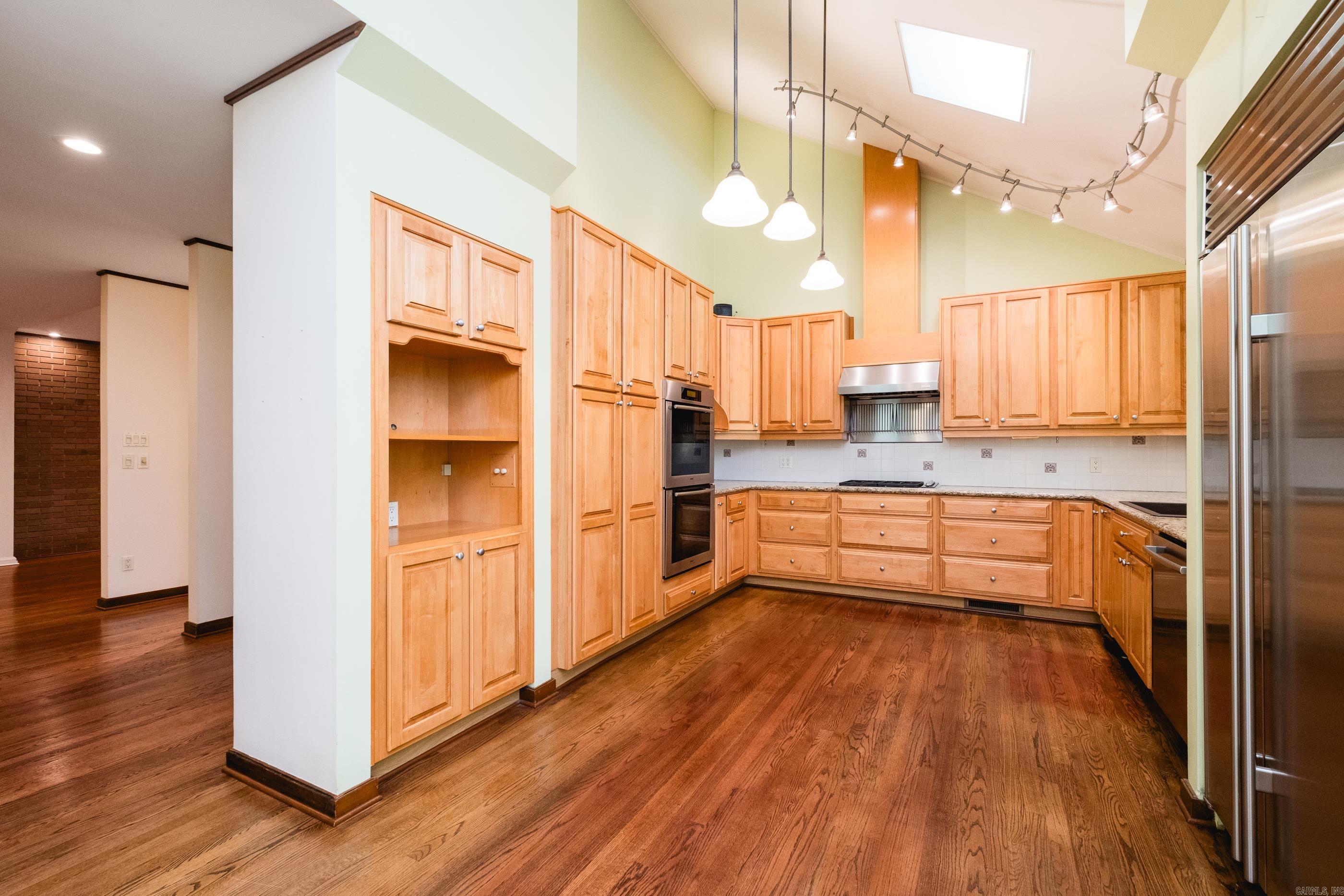 HICKORY HILLS HPR - Residential