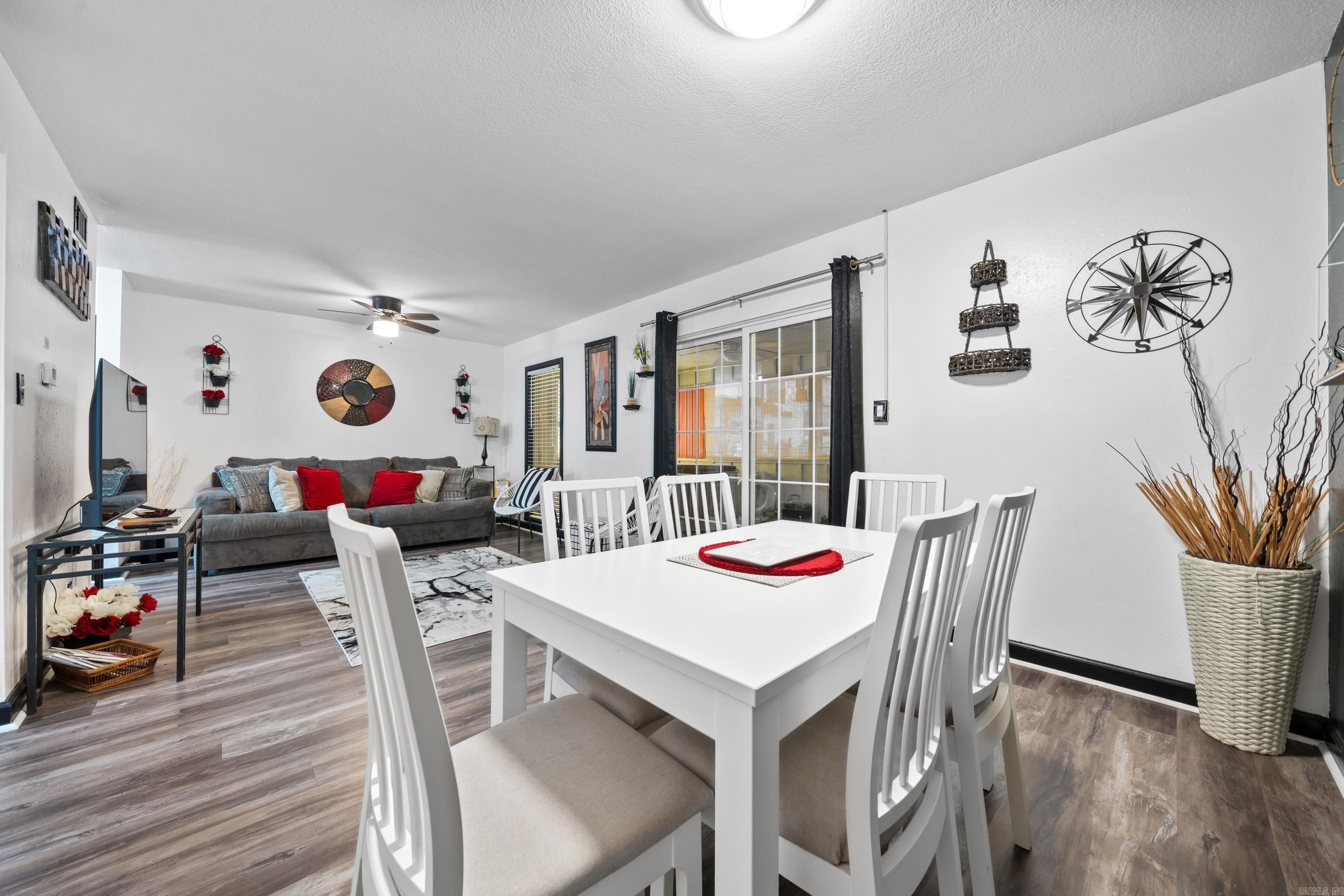 Desoto Courts Townhouse 1 - Residential