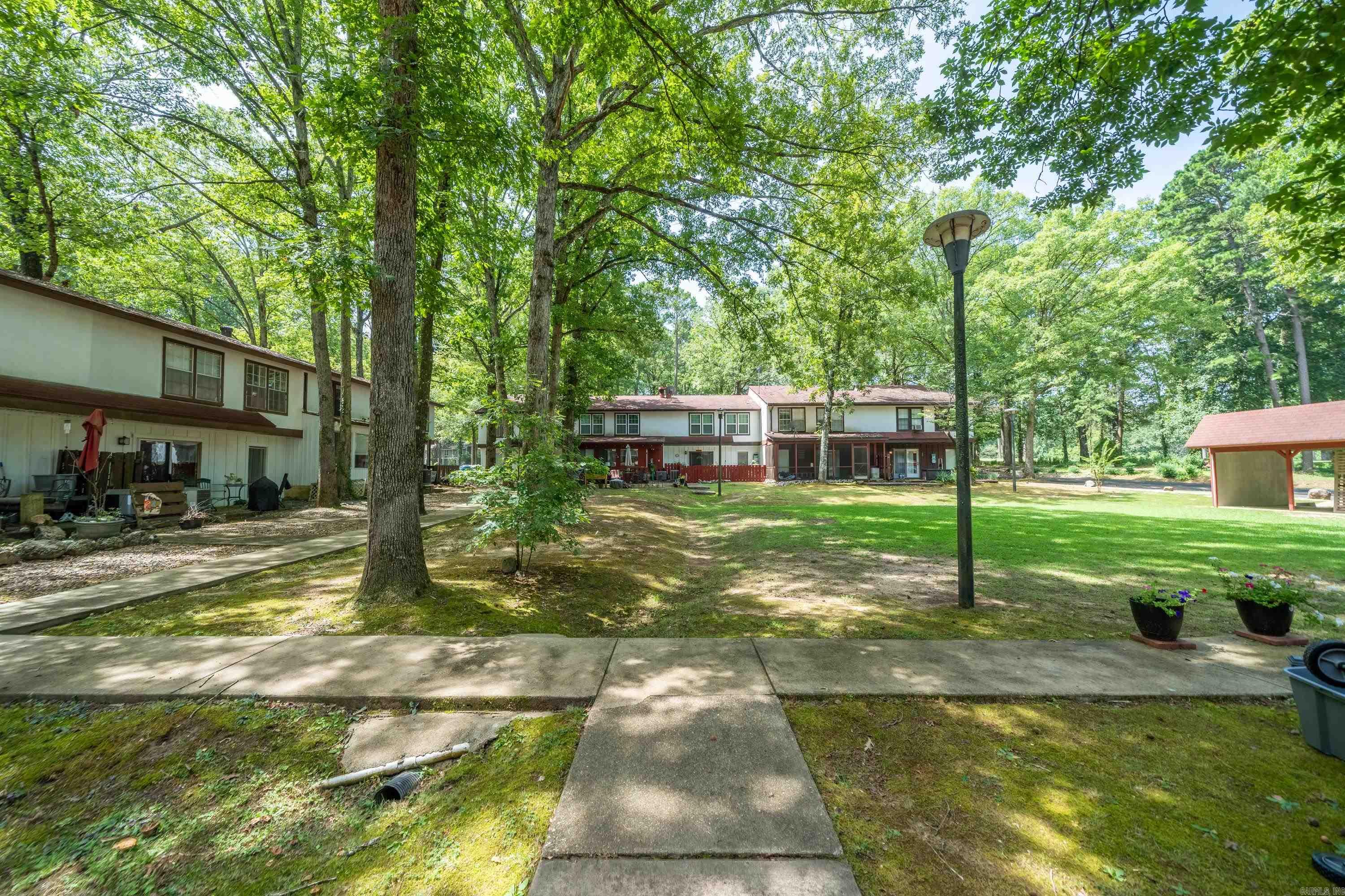 Desoto Courts Townhouse 1 - Residential