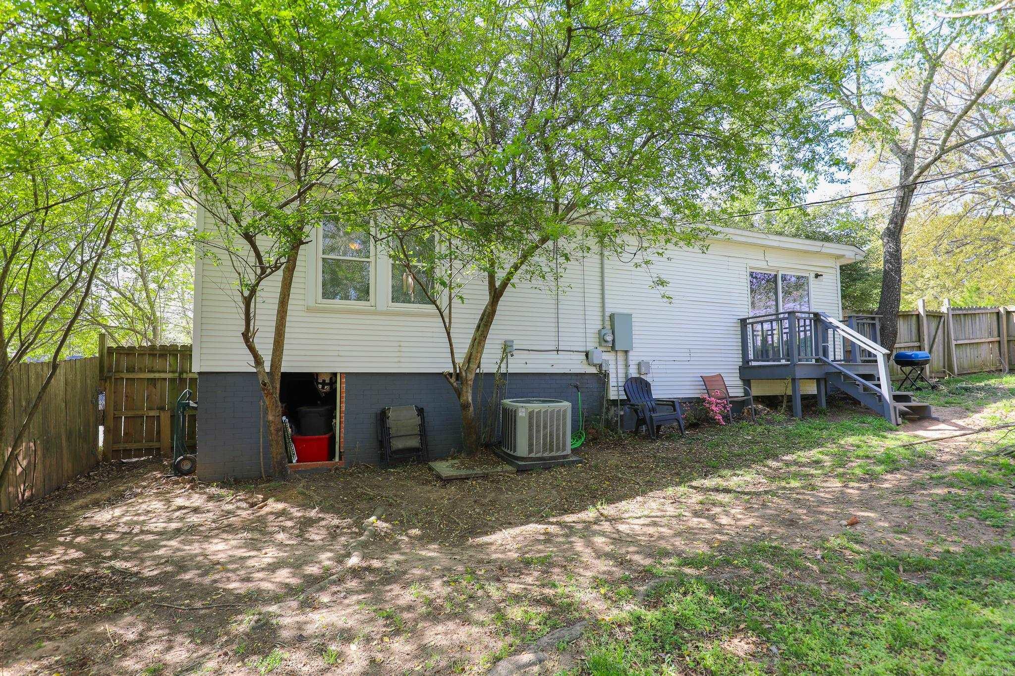 FOREST HILLS - Residential