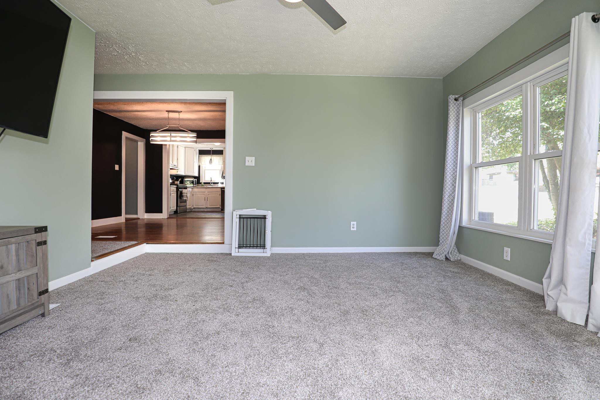 FOREST HILLS - Residential