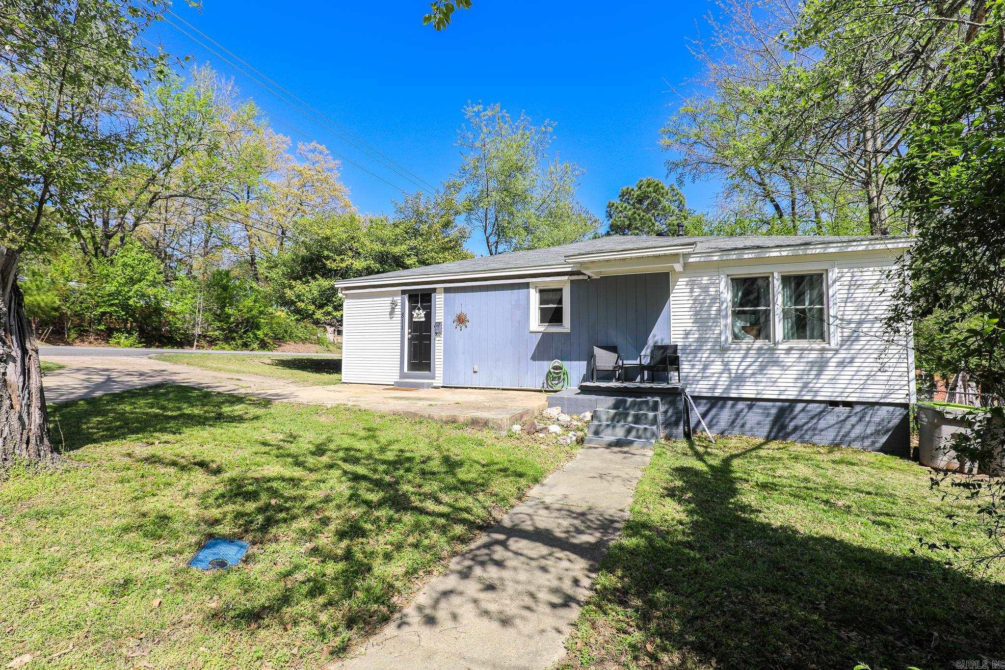 FOREST HILLS - Residential