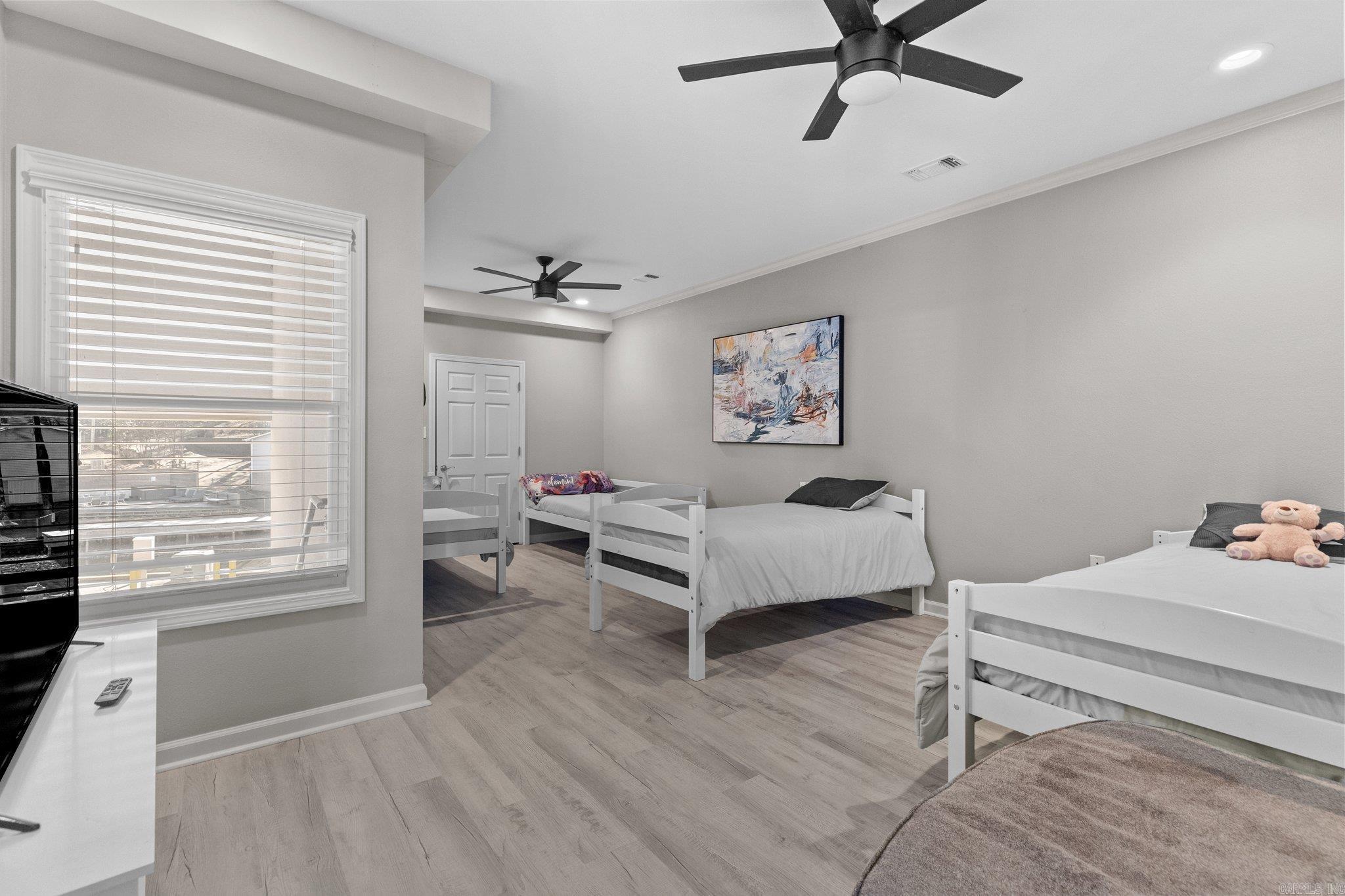GRAND POINTE VIEW HPR - Residential