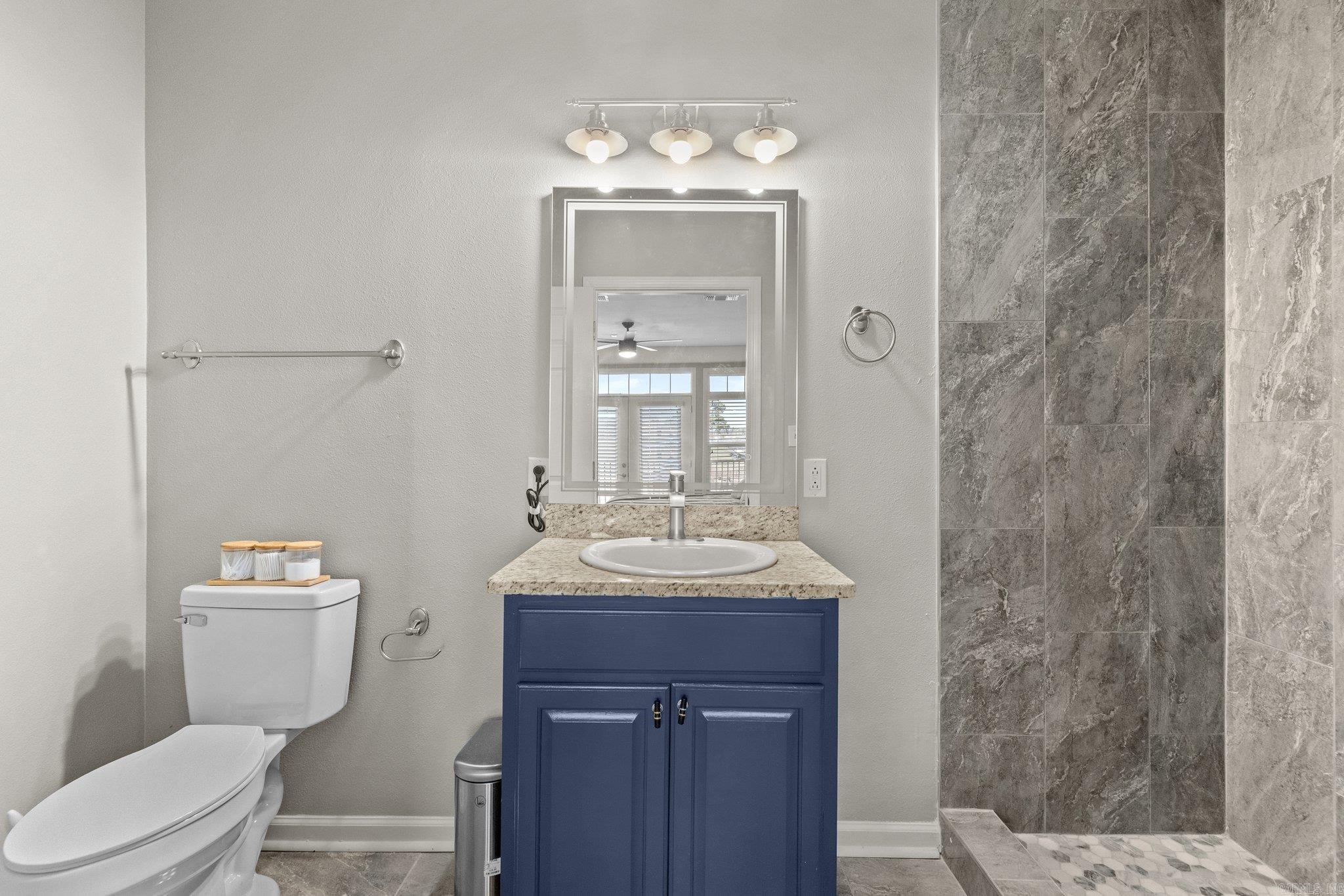 GRAND POINTE VIEW HPR - Residential
