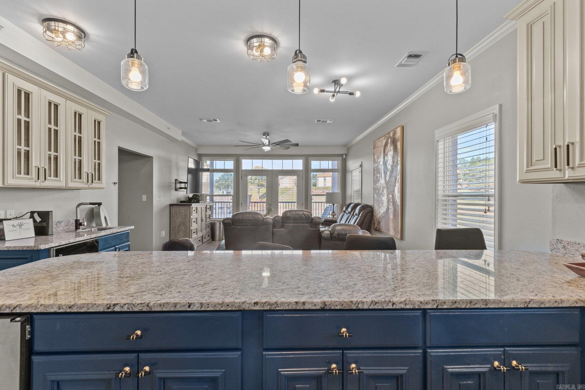 GRAND POINTE VIEW HPR - Residential