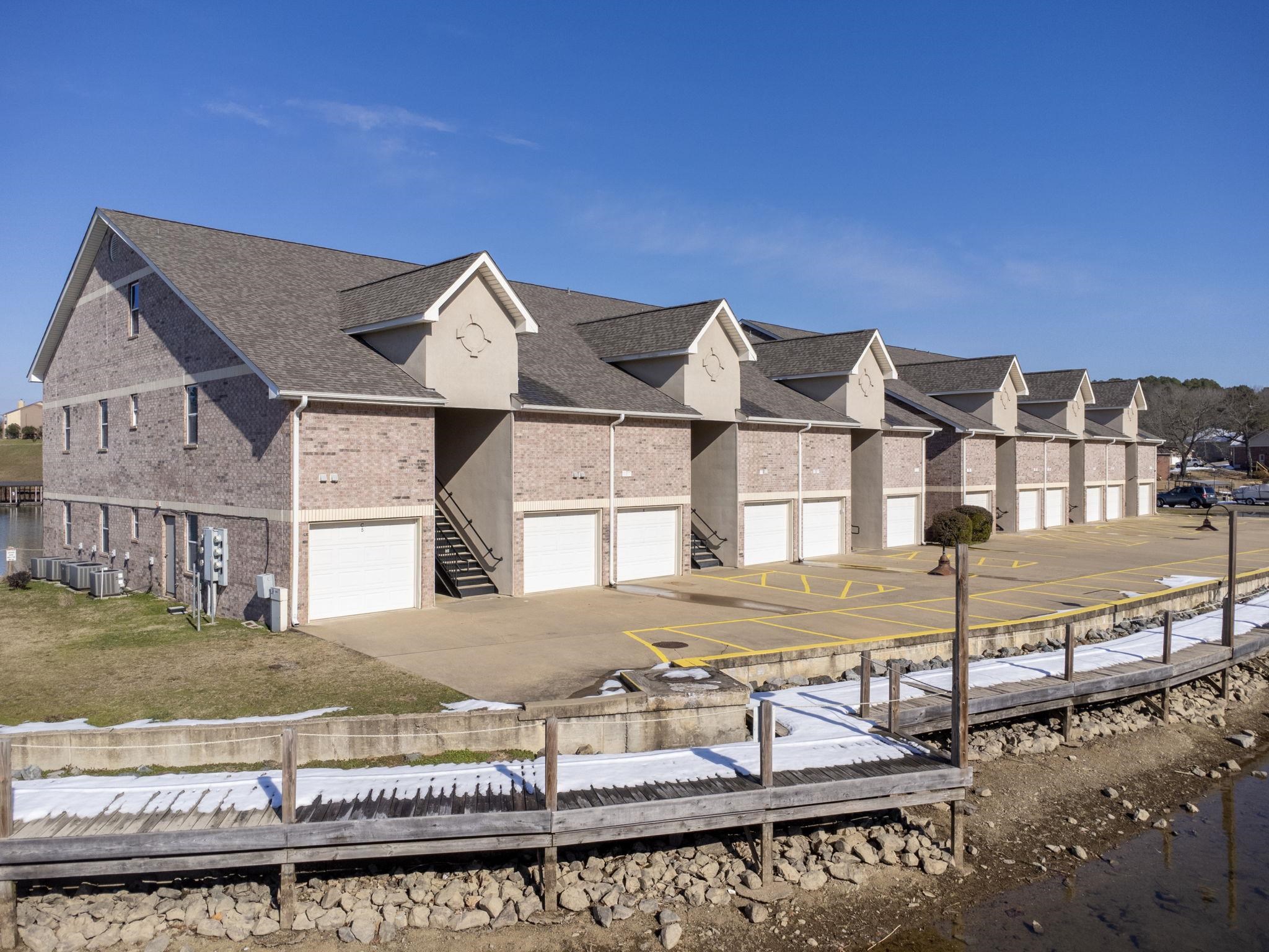 GRAND POINTE VIEW HPR - Residential