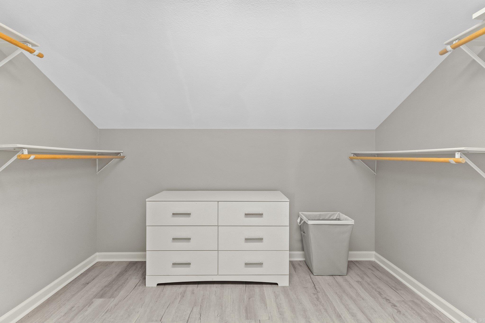 GRAND POINTE VIEW HPR - Residential