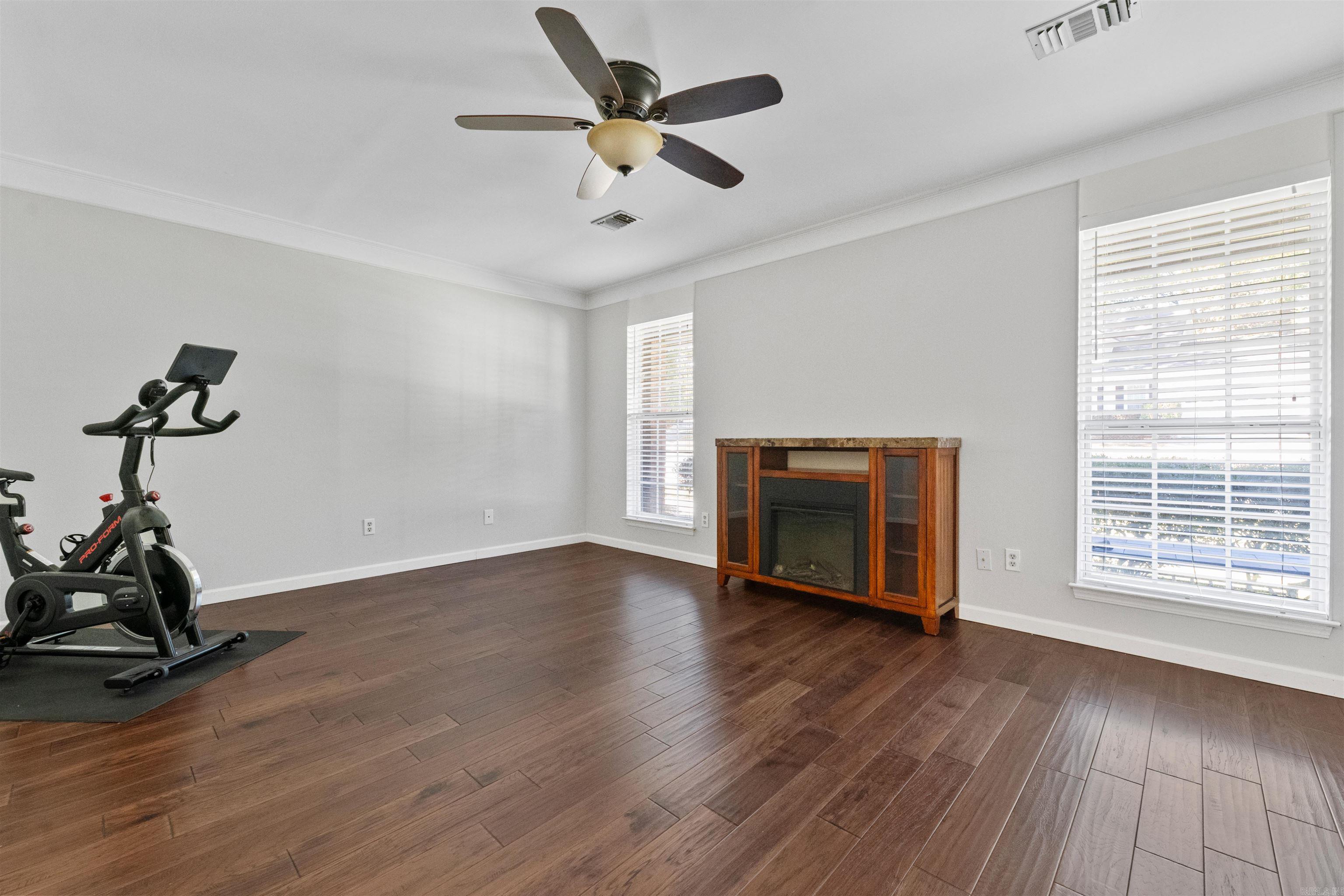 OVERBROOK - Residential