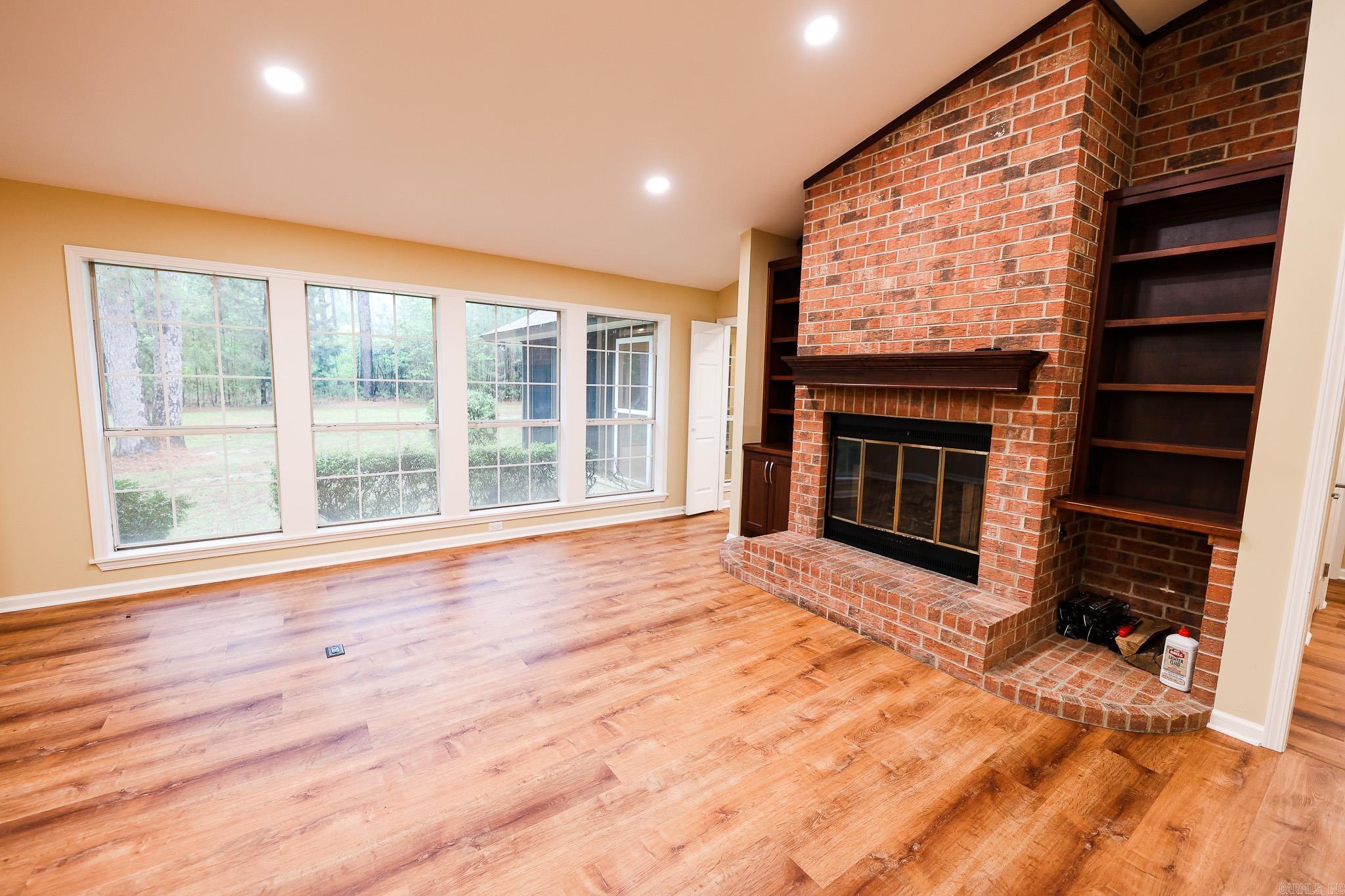 BERG, MIKE ADD'N #4 - Residential