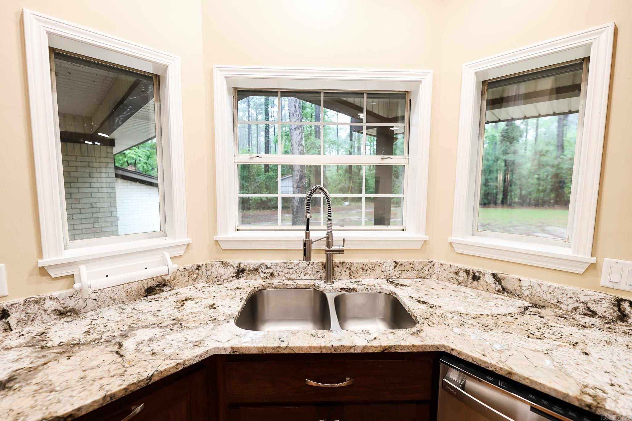 BERG, MIKE ADD'N #4 - Residential