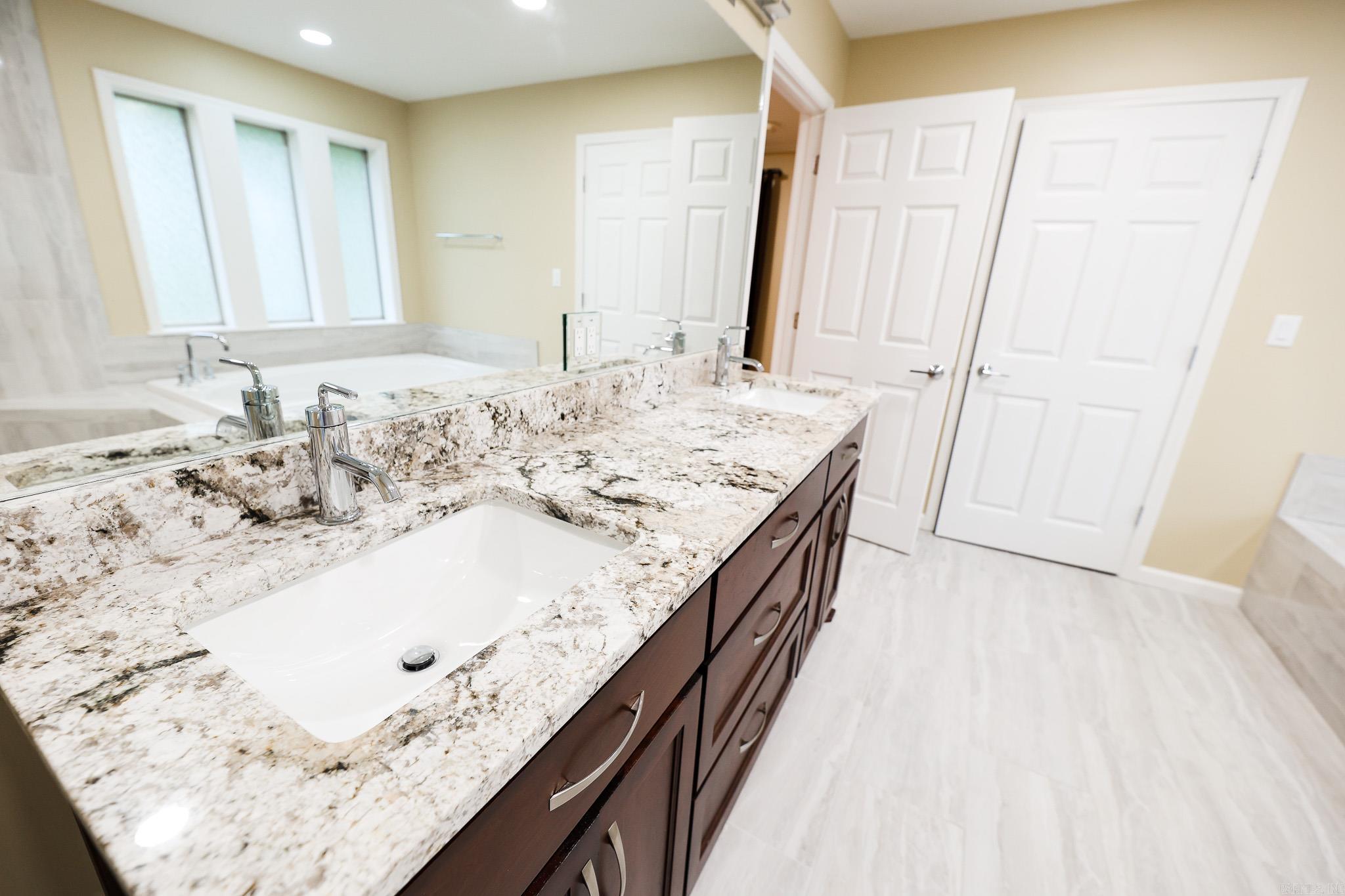 BERG, MIKE ADD'N #4 - Residential