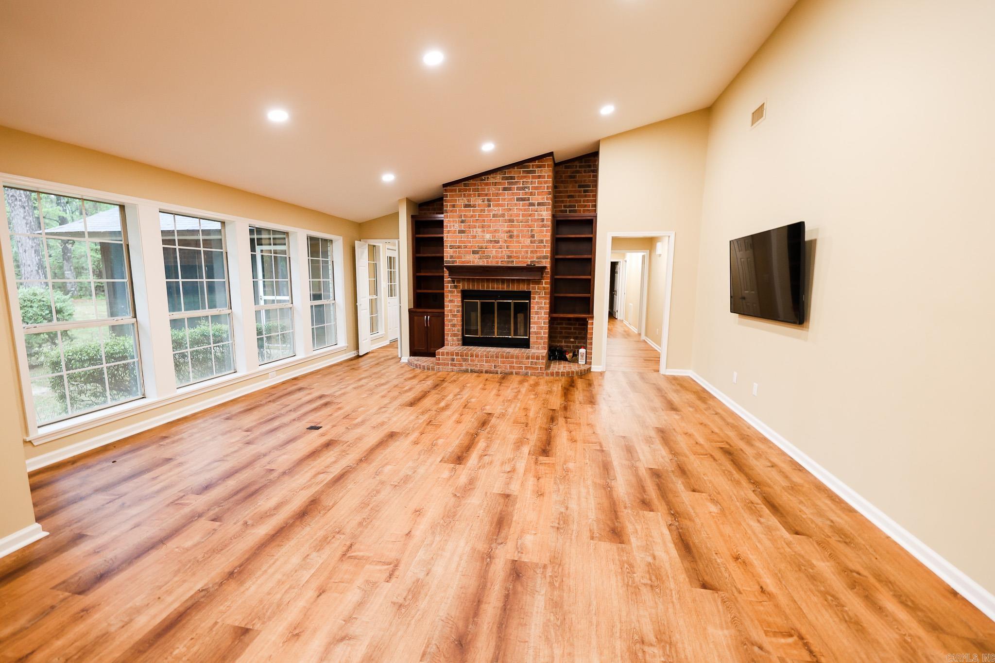 BERG, MIKE ADD'N #4 - Residential