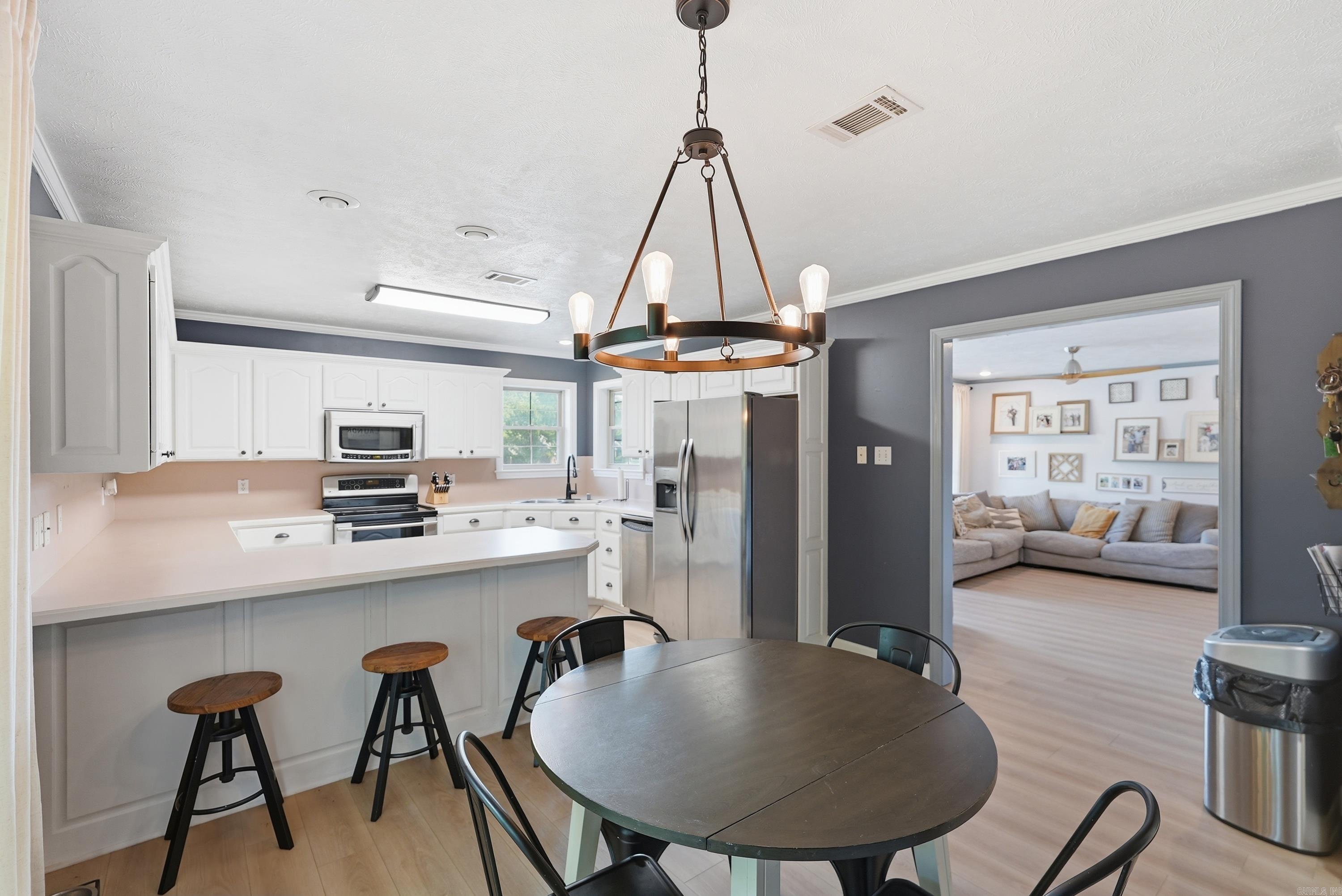 CUTTER RIDGE - Residential