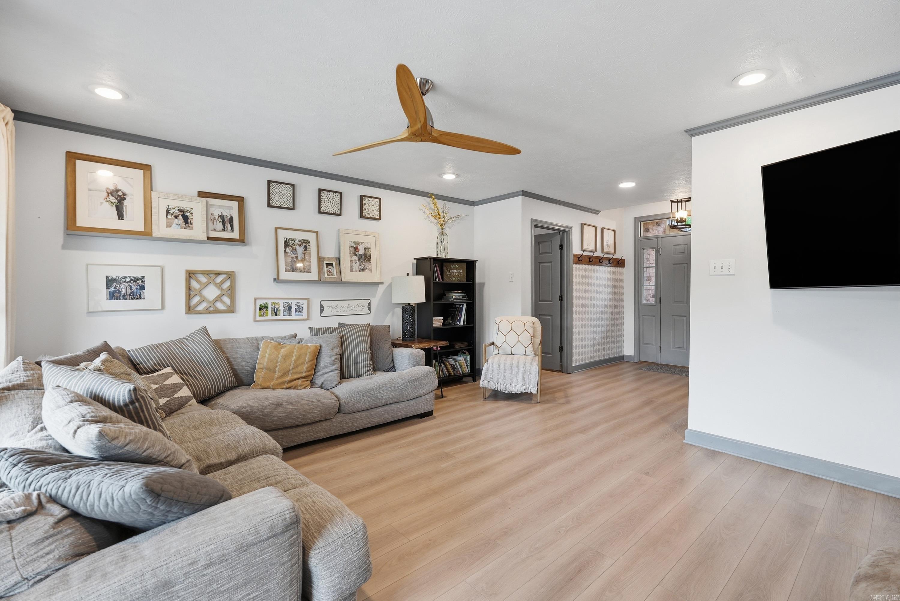 CUTTER RIDGE - Residential