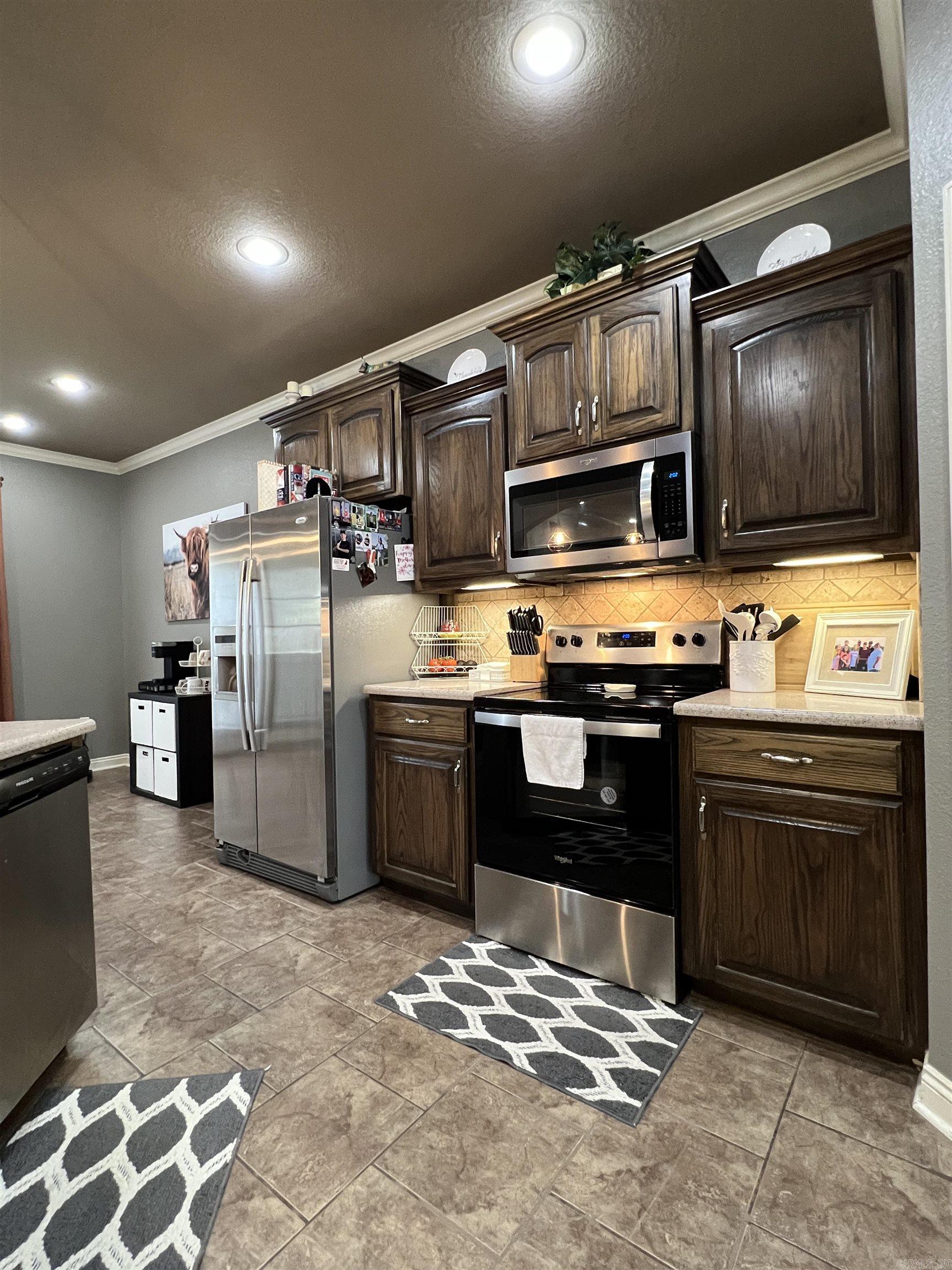 SOUTHWIND ESTATES - Residential