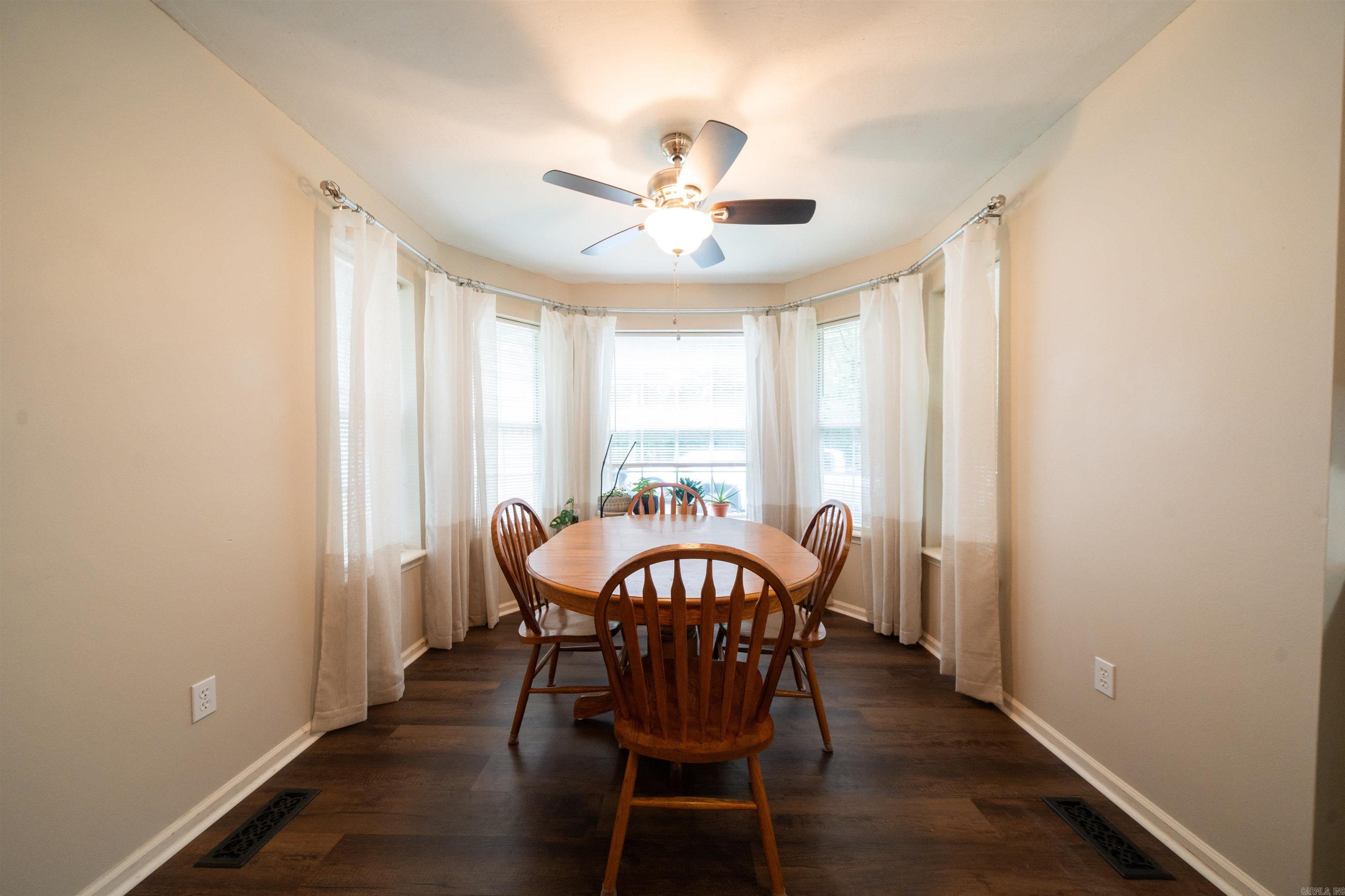 COUNTRY WEST - Residential