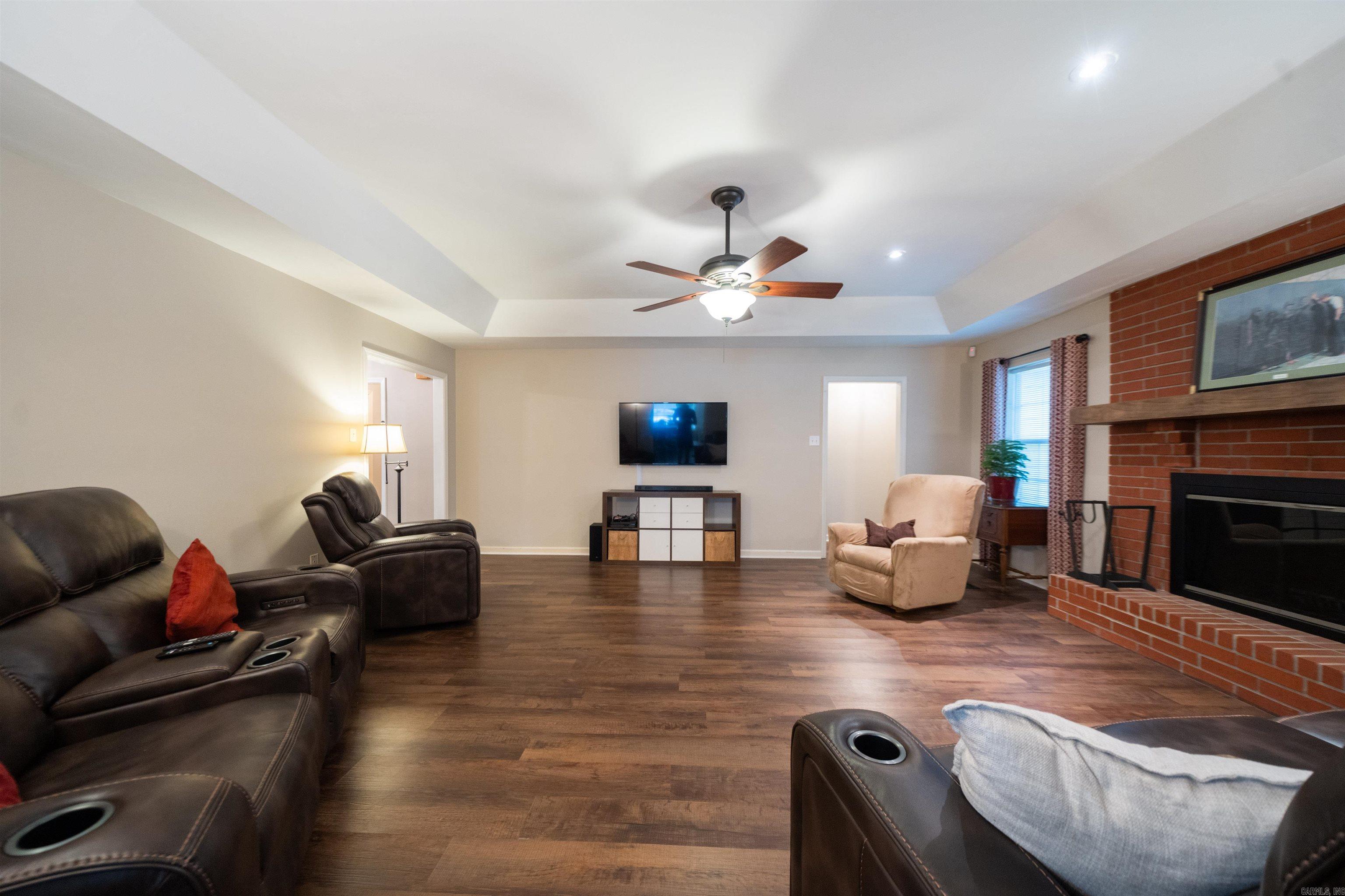 COUNTRY WEST - Residential