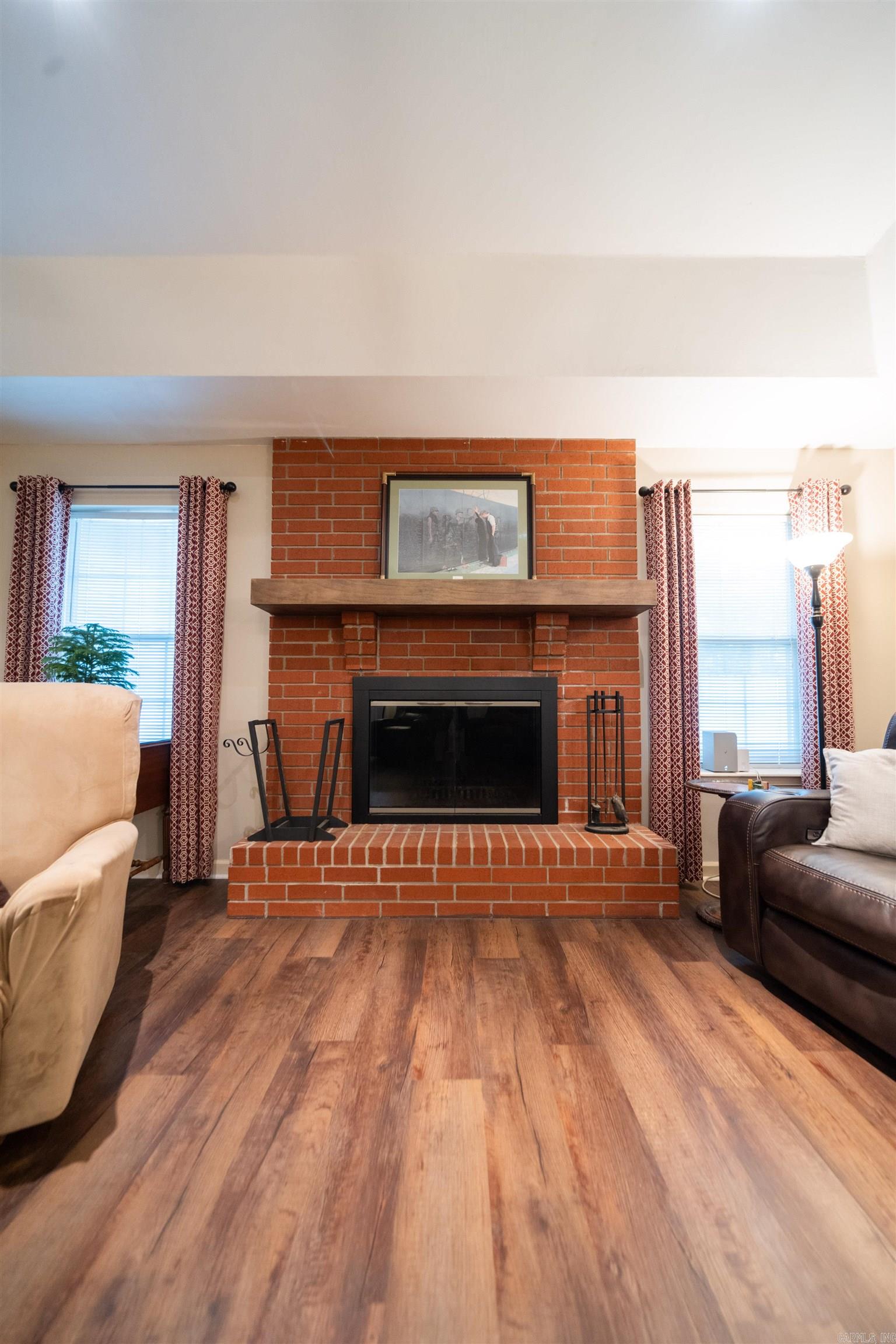 COUNTRY WEST - Residential