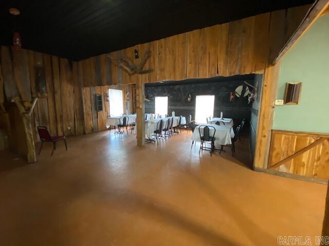 Metes & Bounds - Commercial Sale