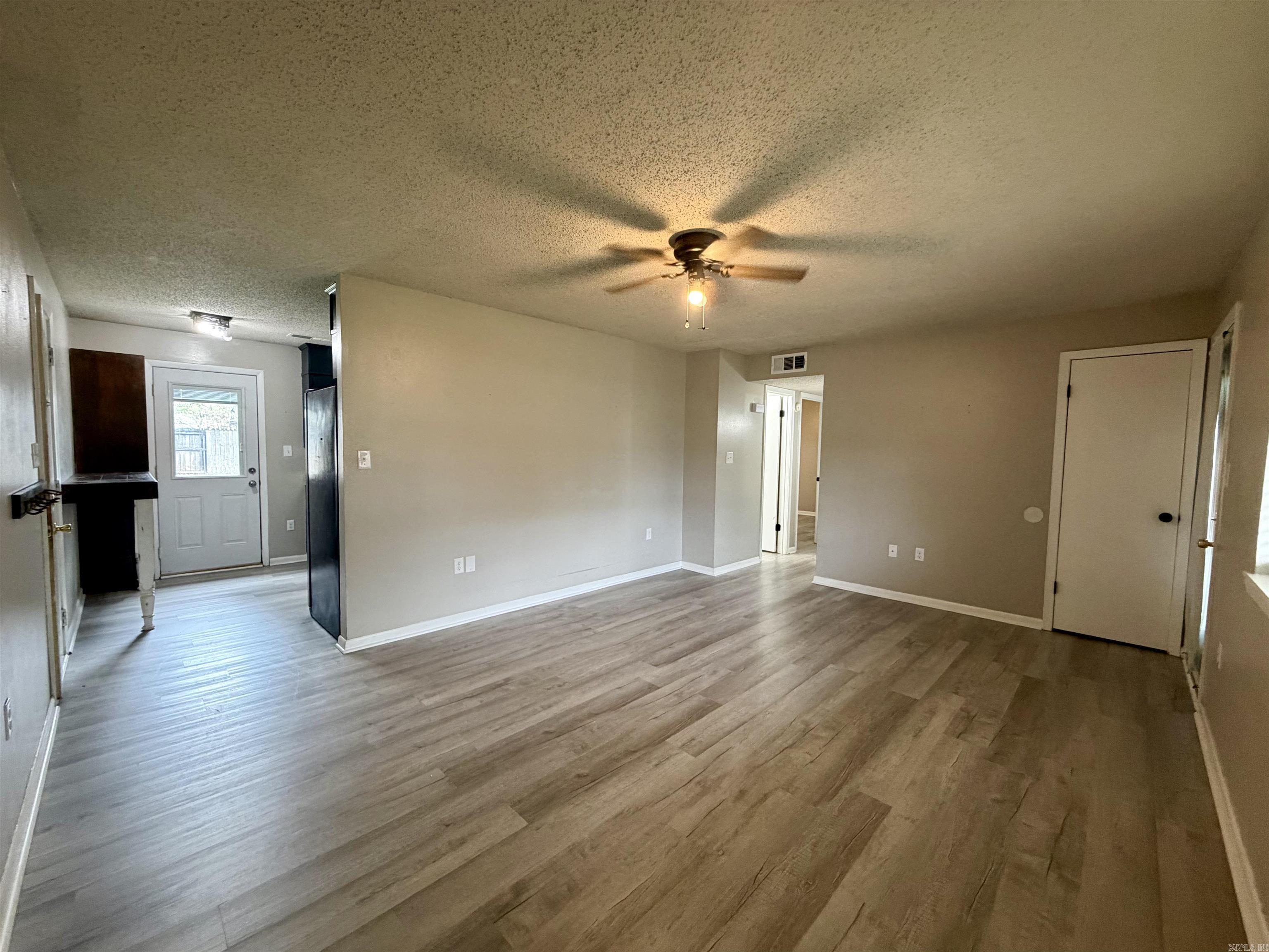 GOLDEN VALLEY S/D - Residential