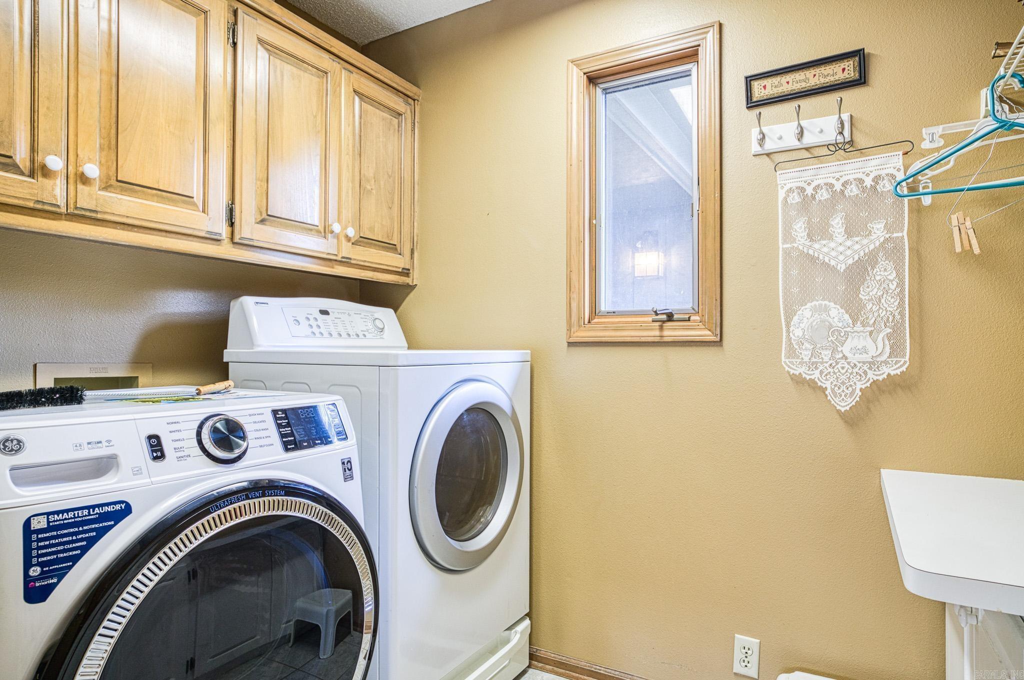 DOSCIENTOS - Residential