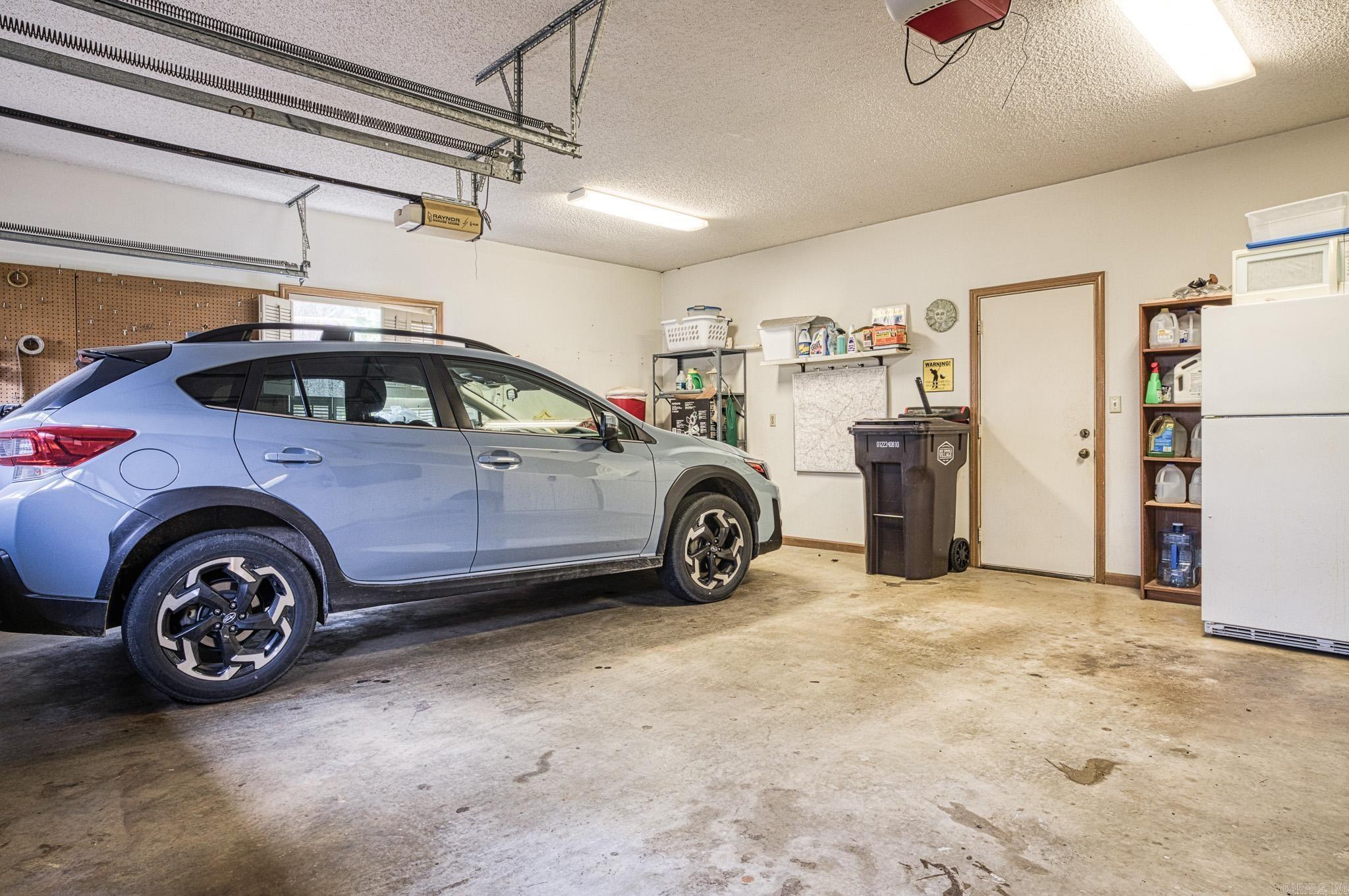 DOSCIENTOS - Residential