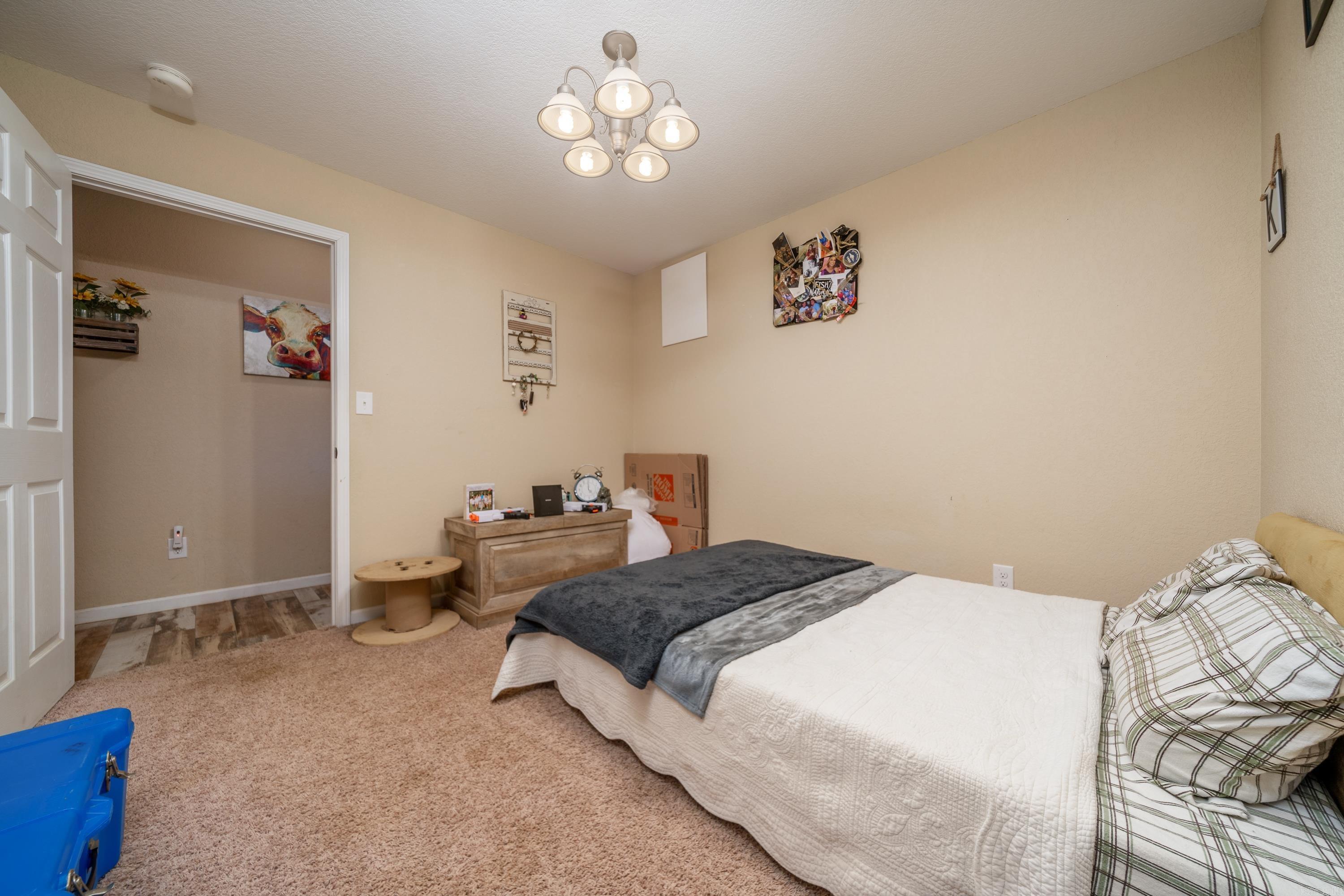 Hickory Hills - Residential