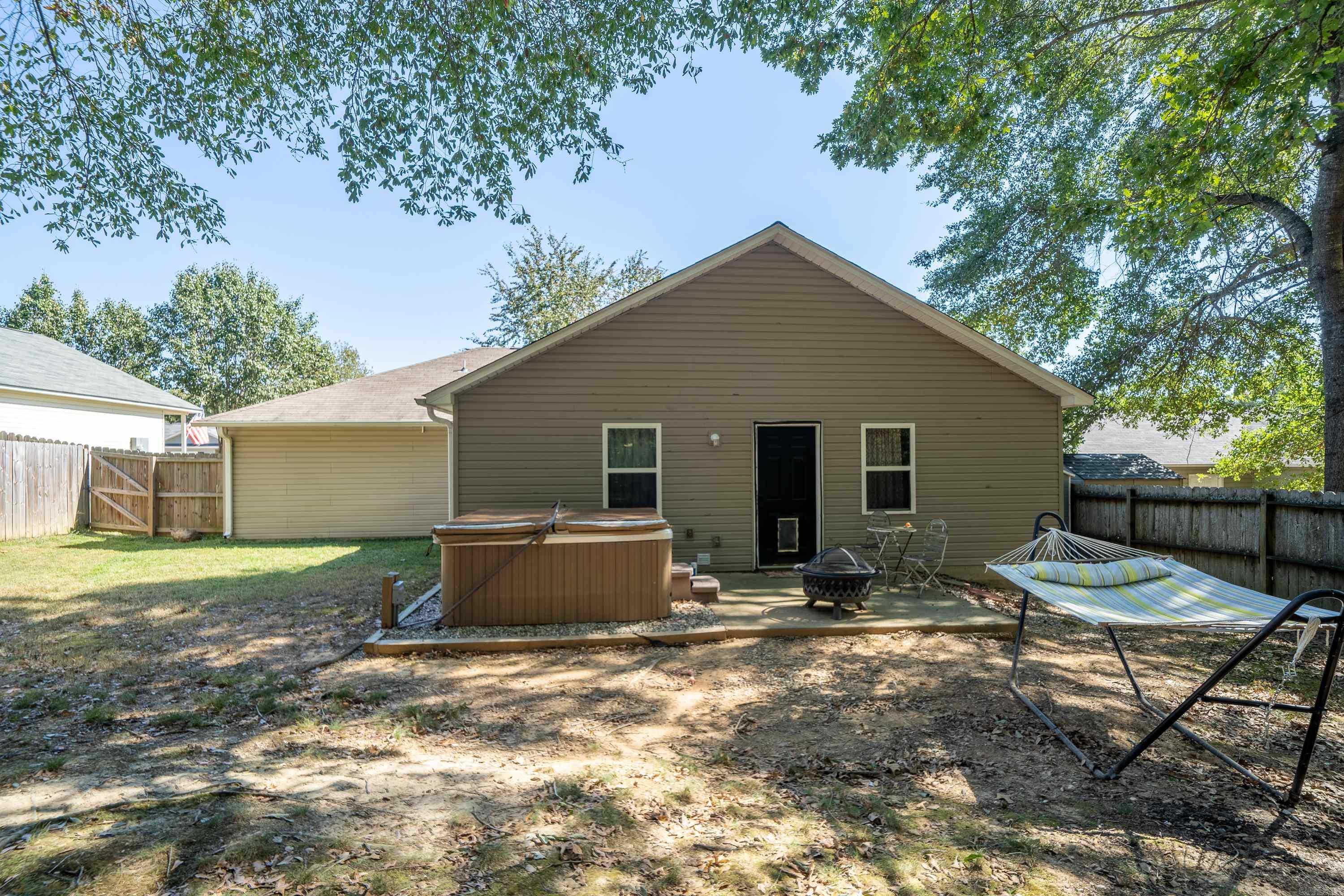 Hickory Hills - Residential