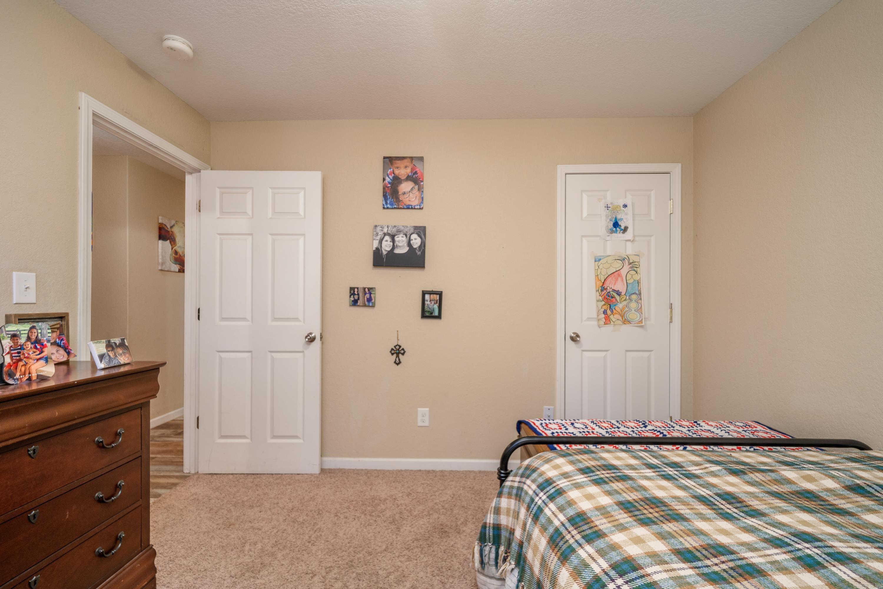 Hickory Hills - Residential