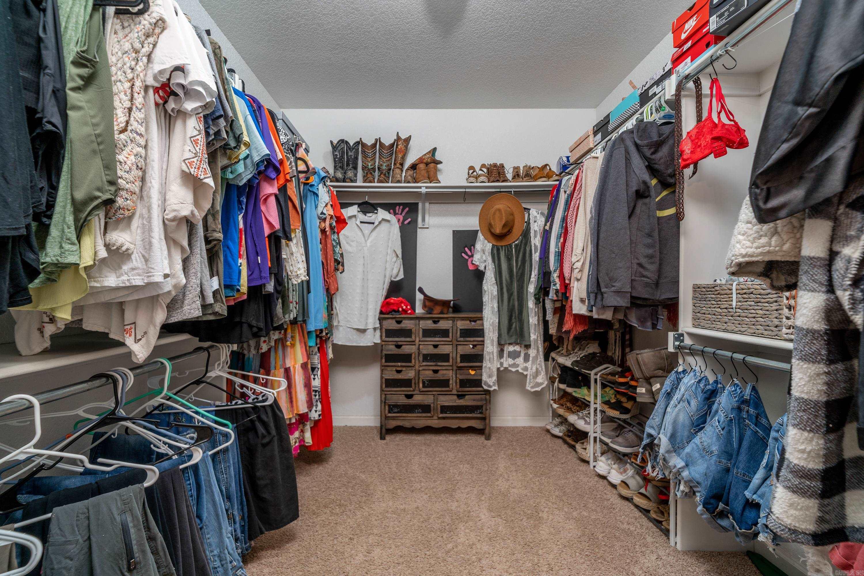 Hickory Hills - Residential