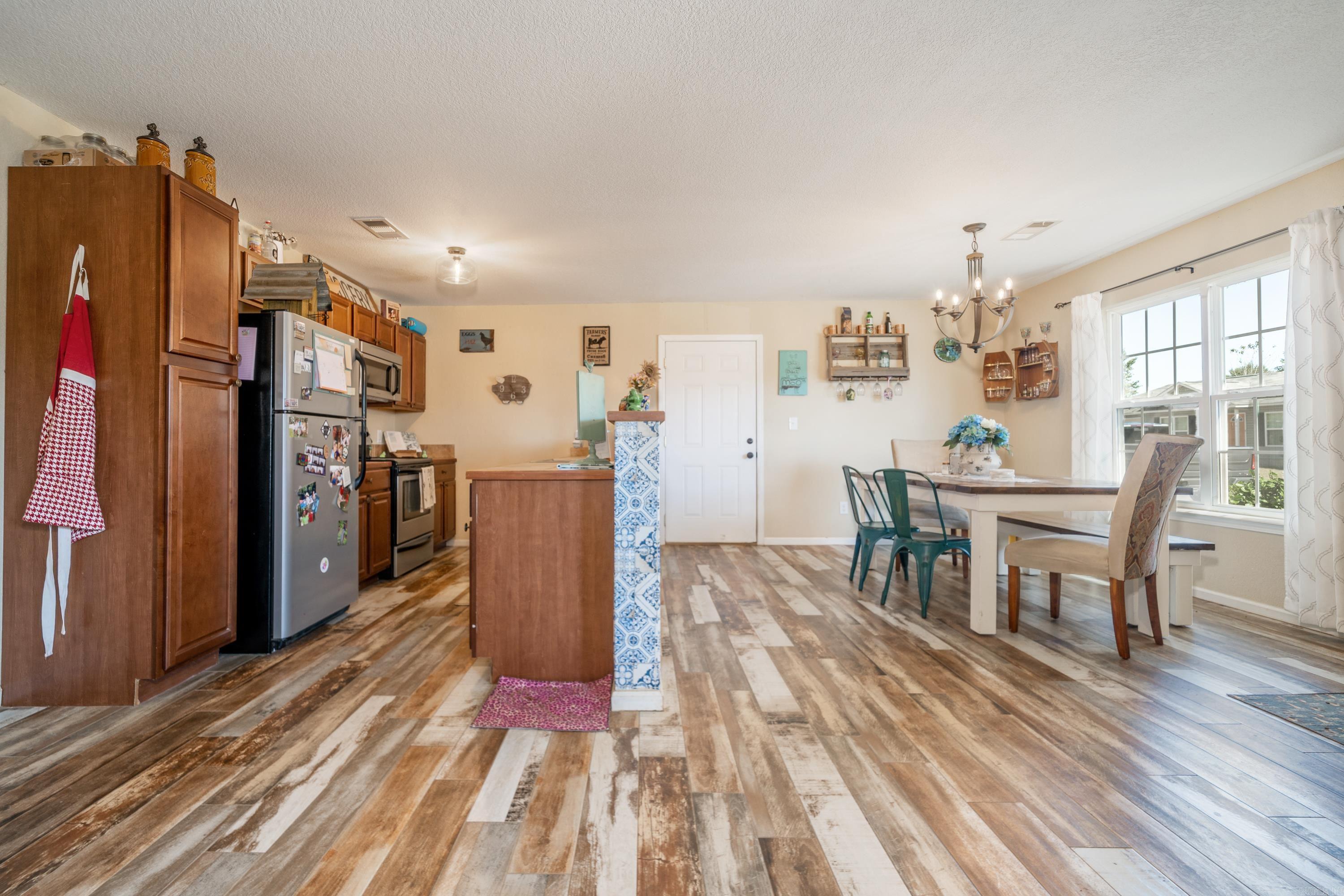 Hickory Hills - Residential