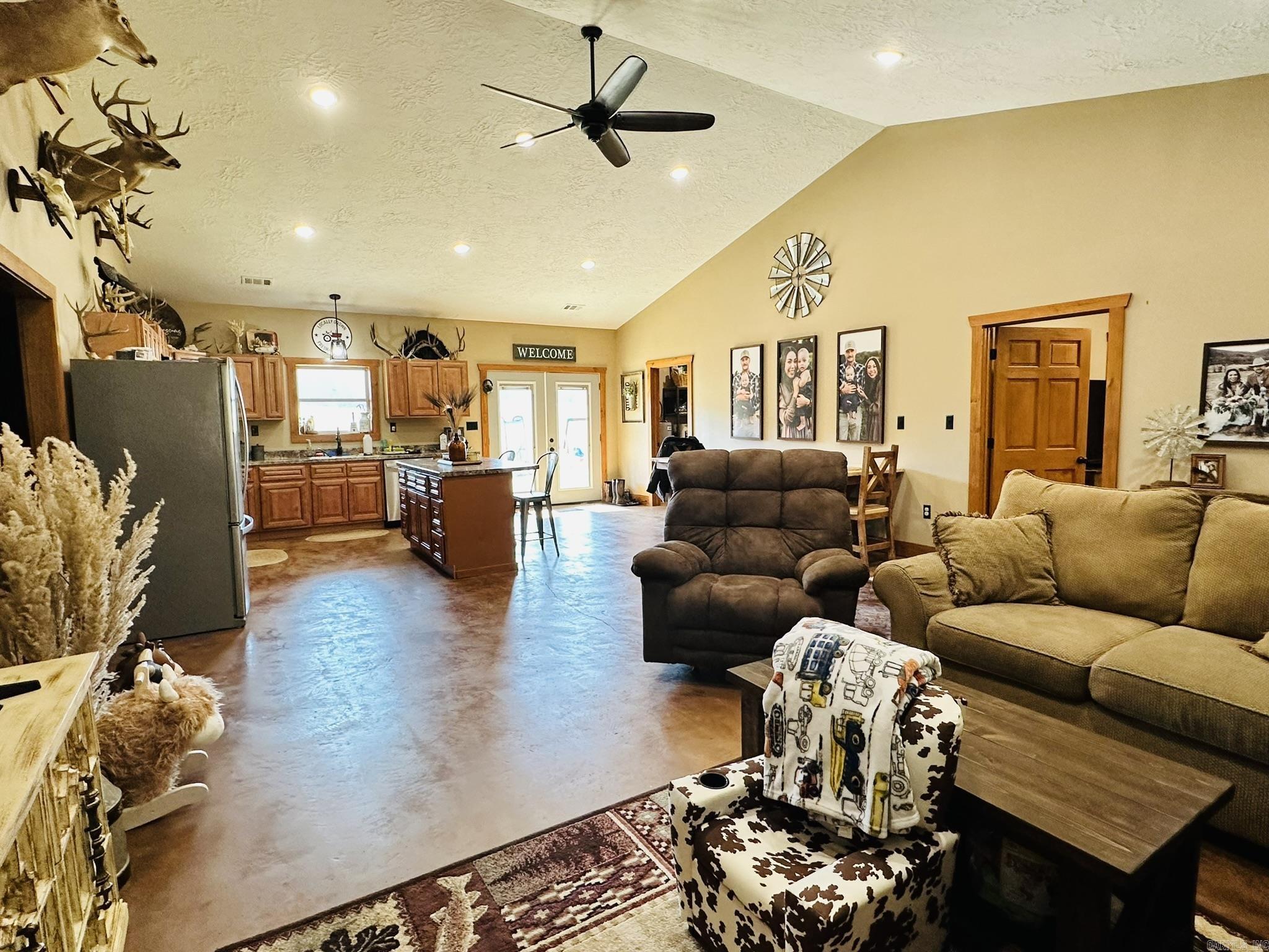 Metes & Bounds - Residential