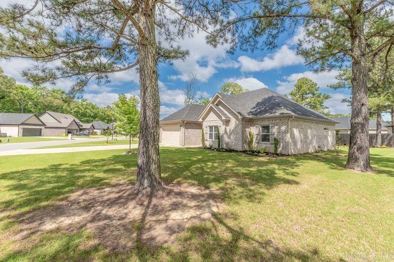 HIDDEN VALLEY ESTATES - Residential