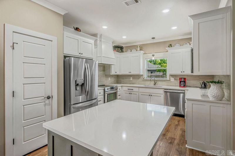 HIDDEN VALLEY ESTATES - Residential