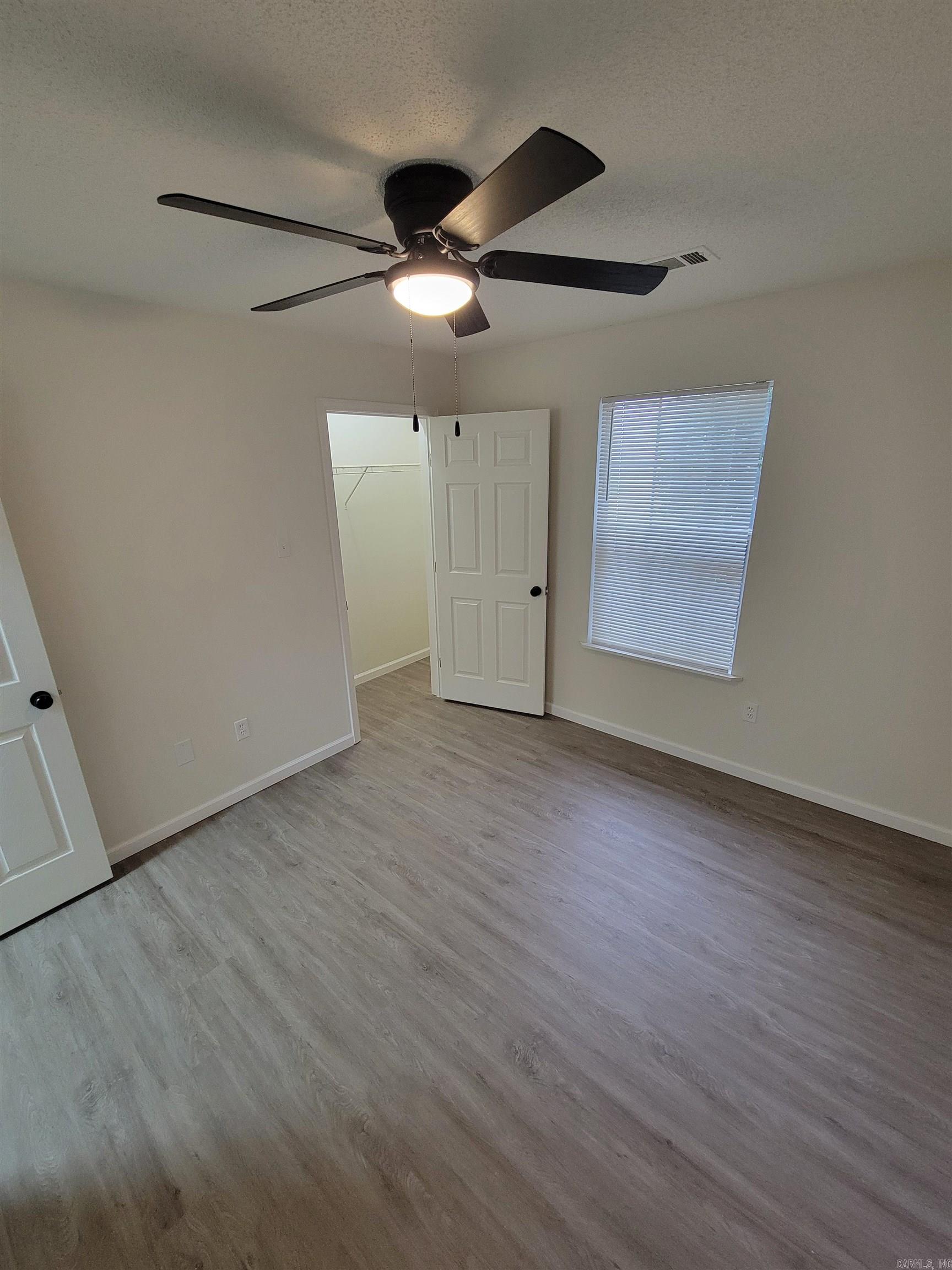 WINDWOOD SOUTH - Residential