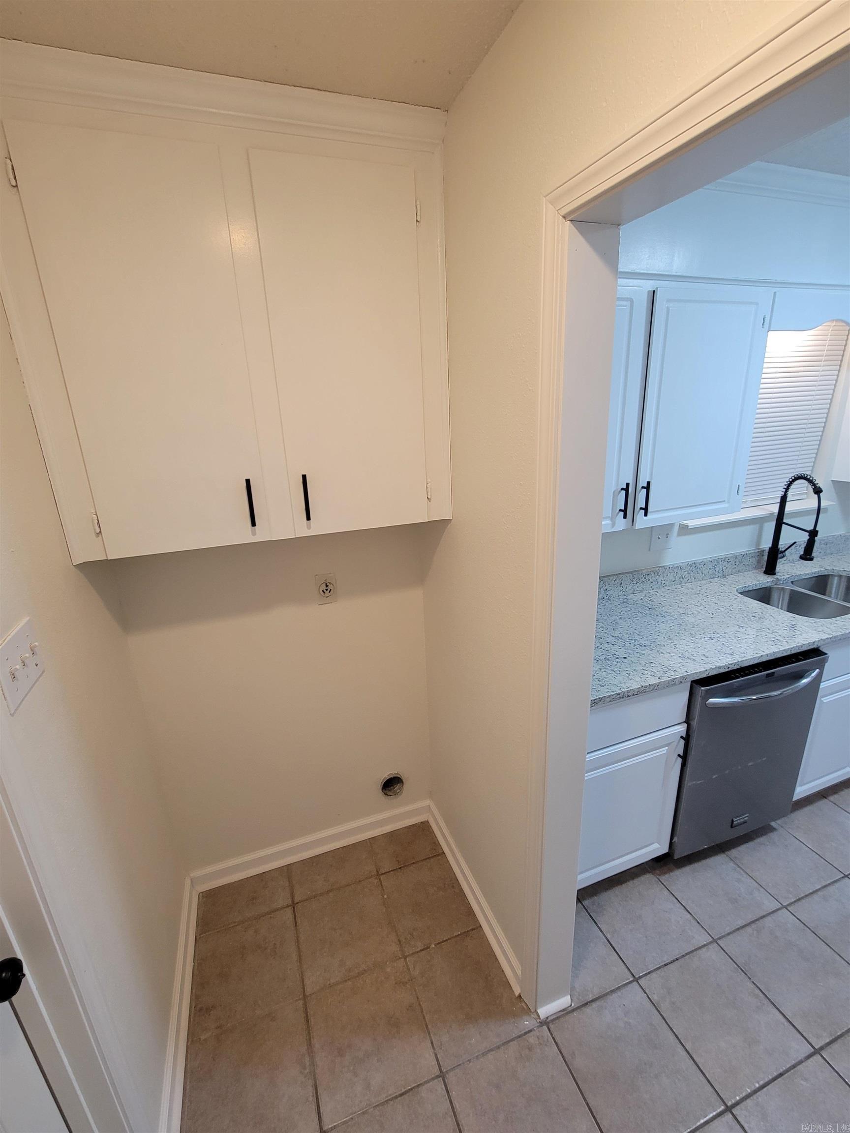 WINDWOOD SOUTH - Residential