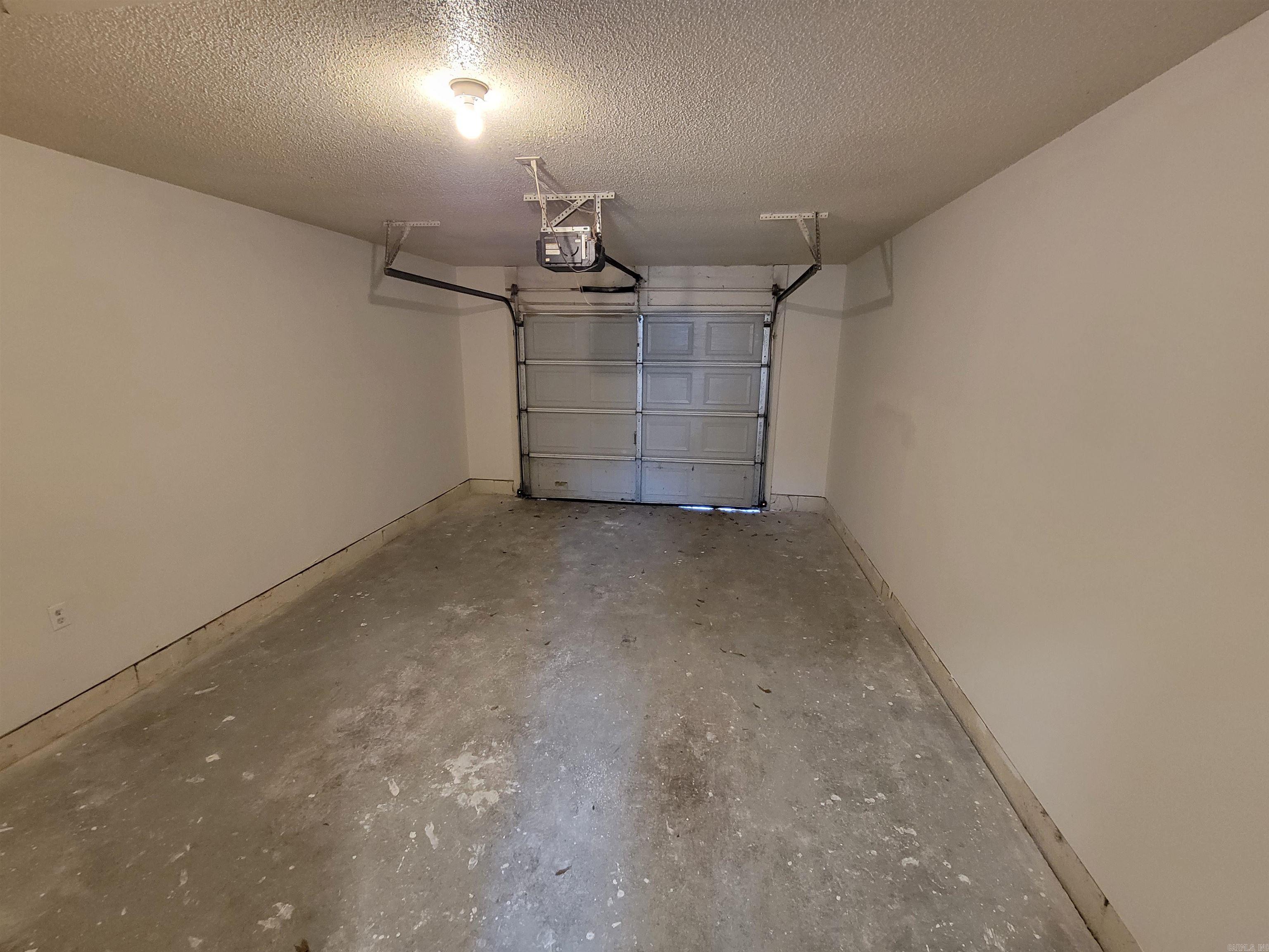 WINDWOOD SOUTH - Residential